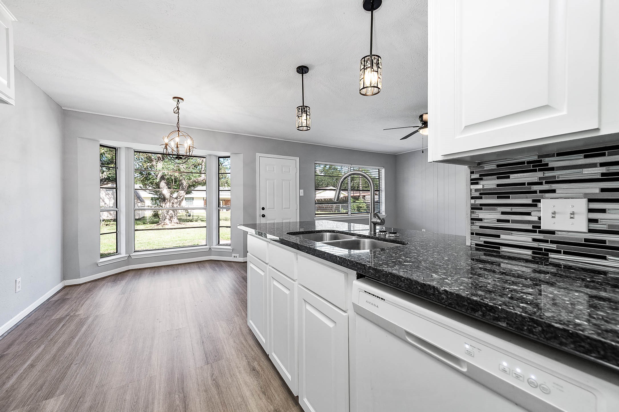 3713 Wilshire Drive Property Photo 19