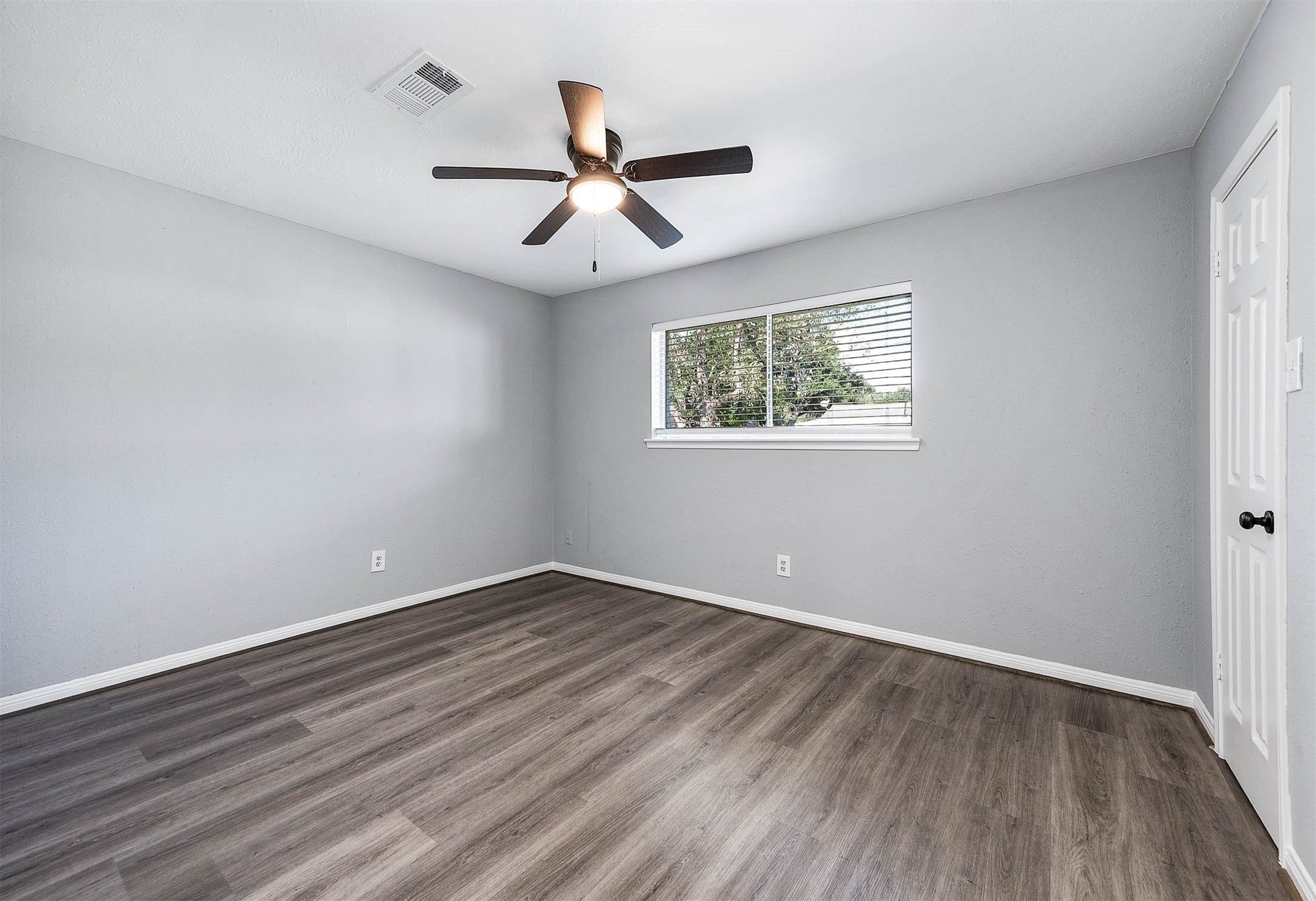 3713 Wilshire Drive Property Photo 20