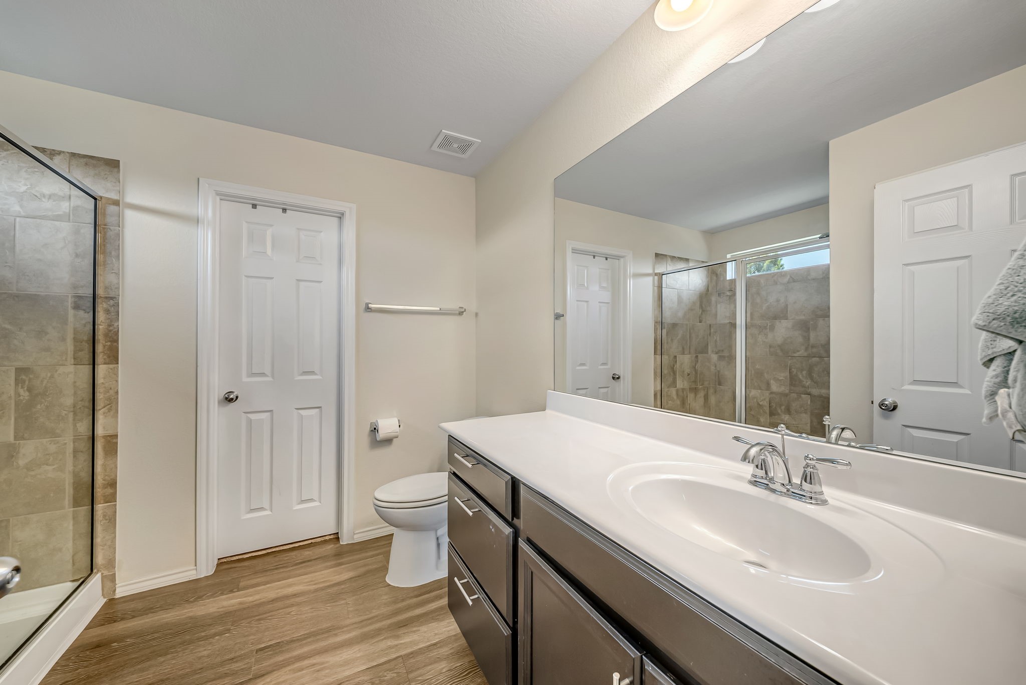 15815 Grey Boulder Drive Property Photo 17
