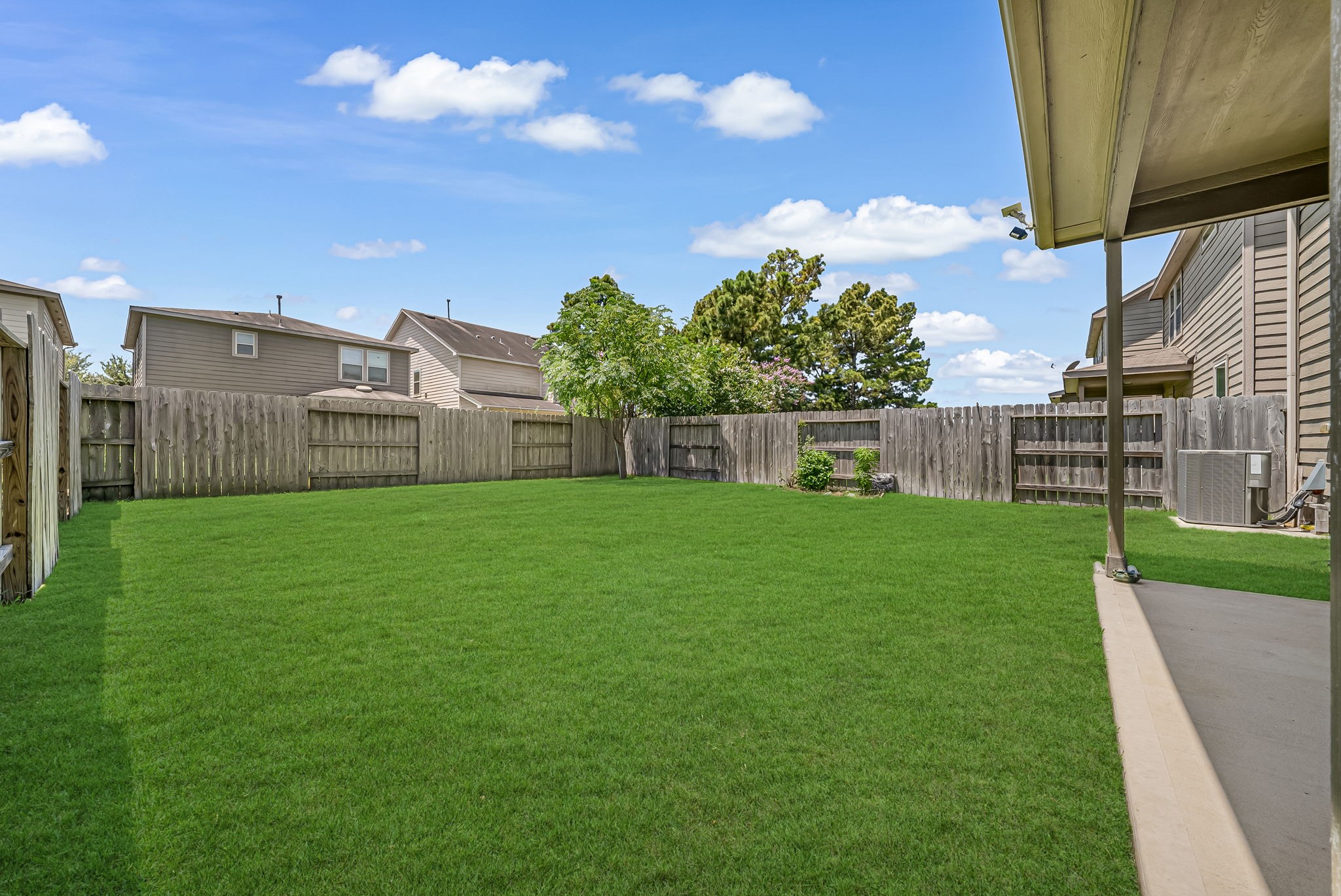 15815 Grey Boulder Drive Property Photo 21