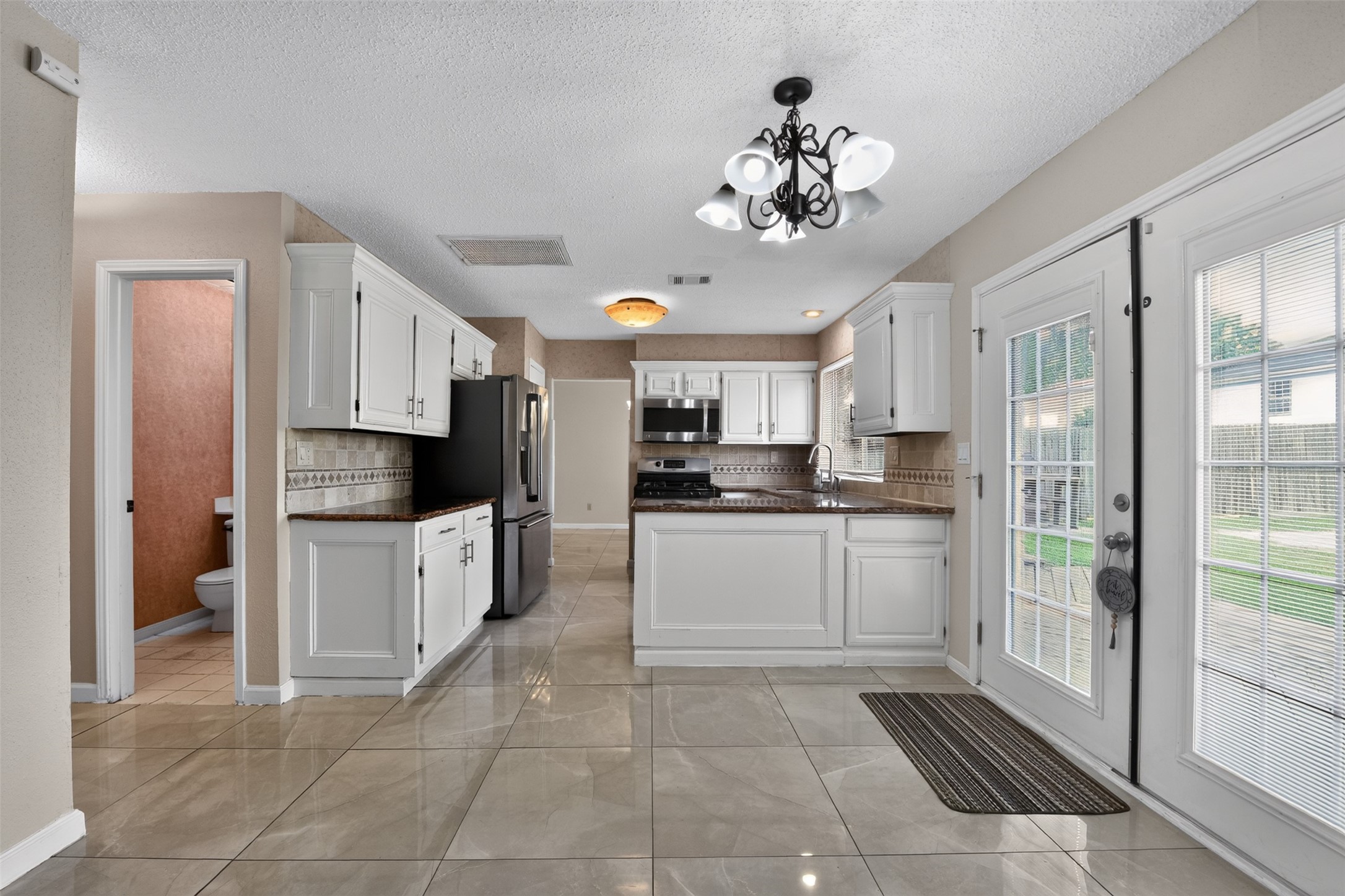 3423 Green Fields Drive Property Photo 11