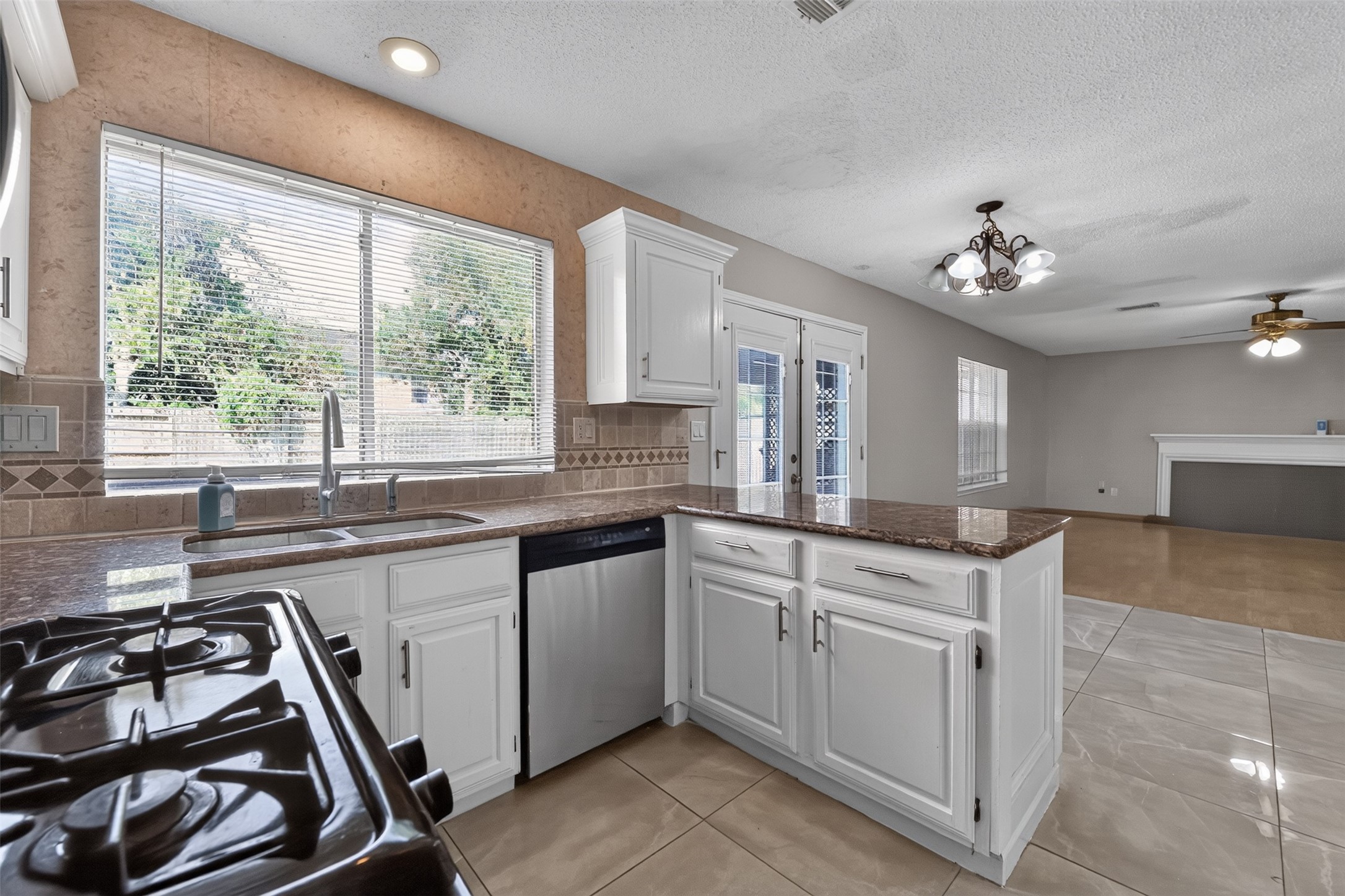 3423 Green Fields Drive Property Photo 12