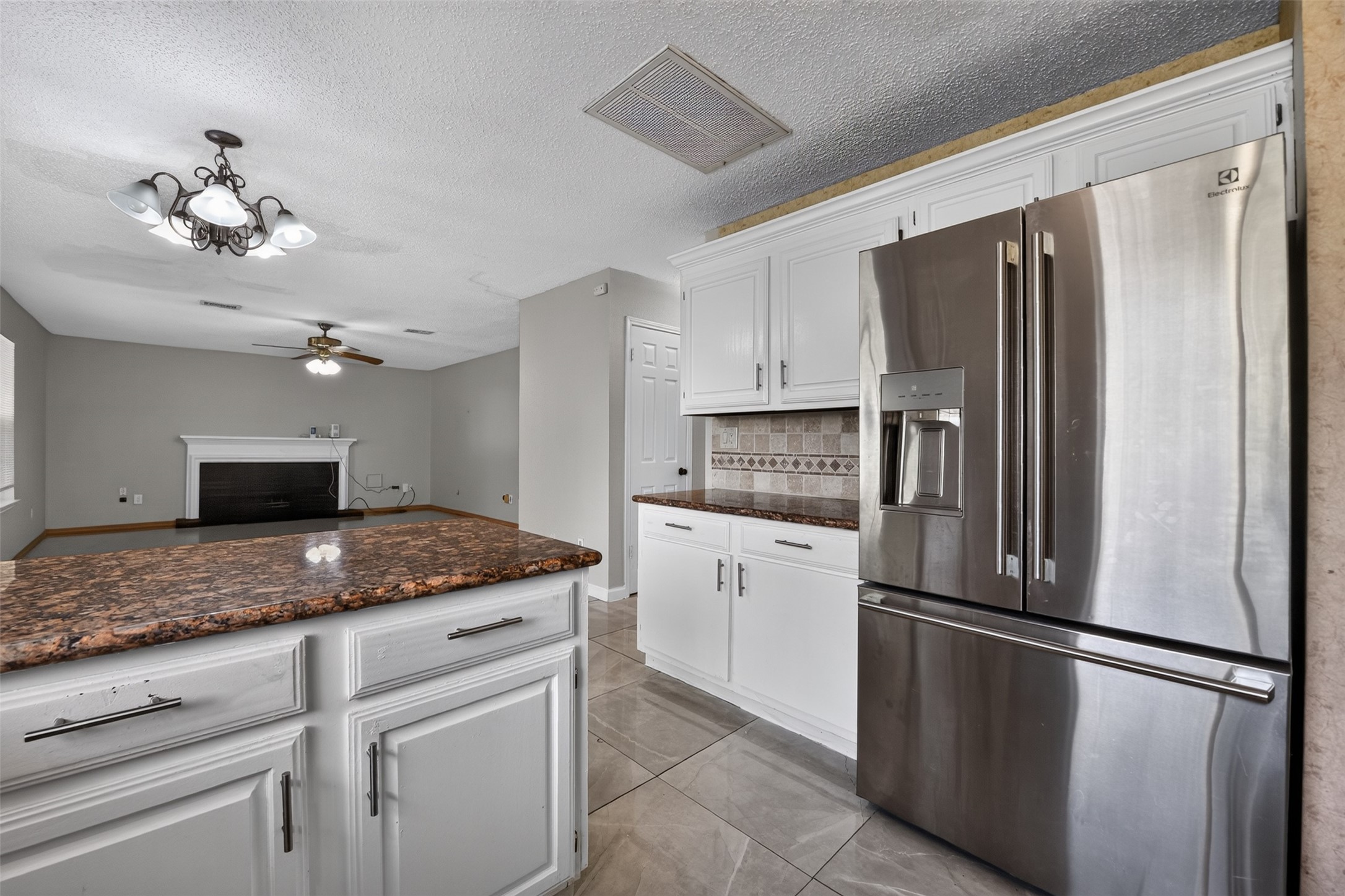 3423 Green Fields Drive Property Photo 14