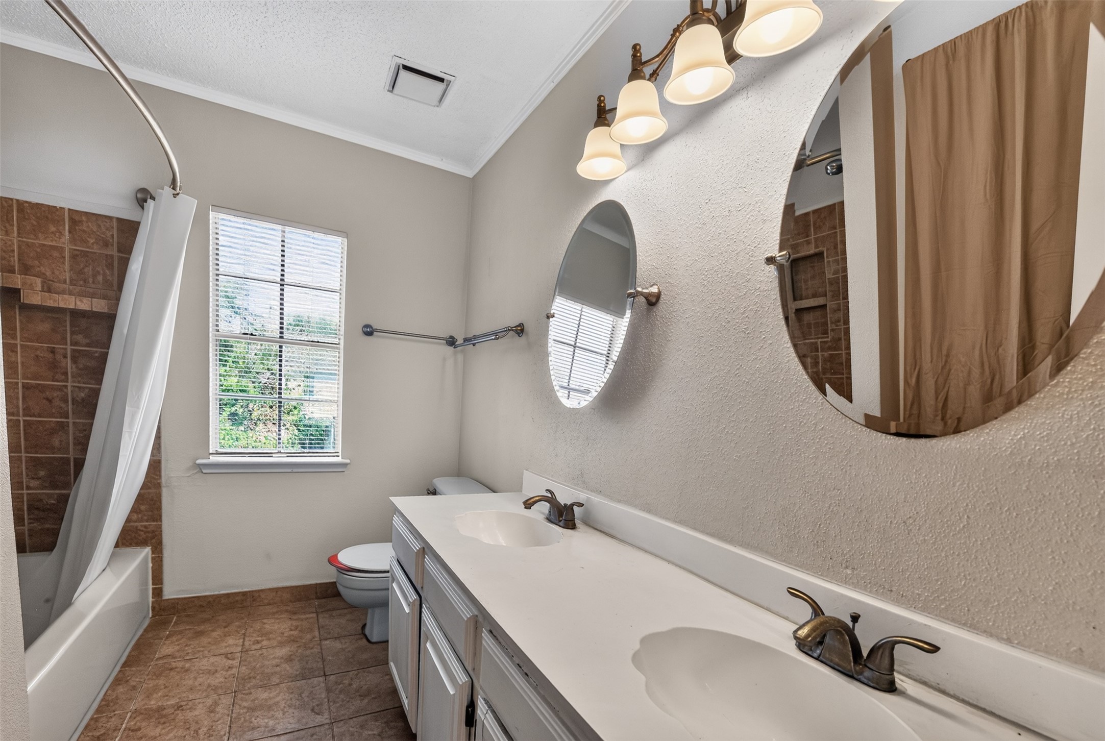 3423 Green Fields Drive Property Photo 28