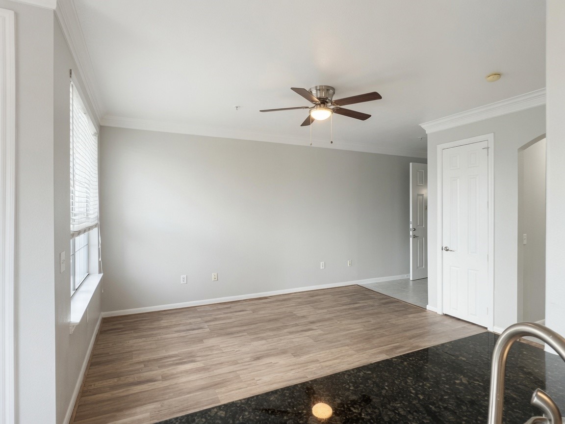 7575 Kirby Drive 2214 Property Photo 10