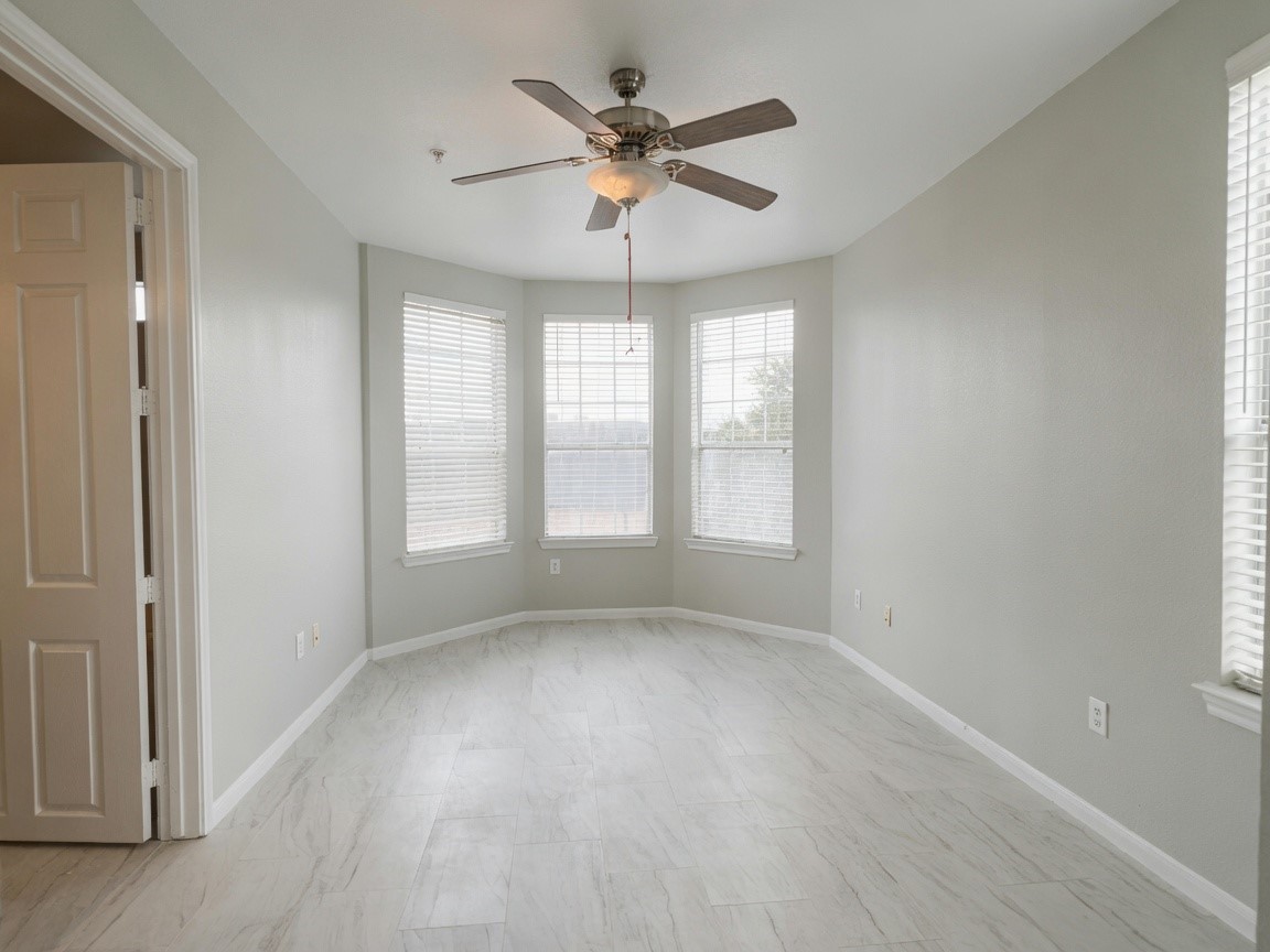 7575 Kirby Drive 2214 Property Photo 13