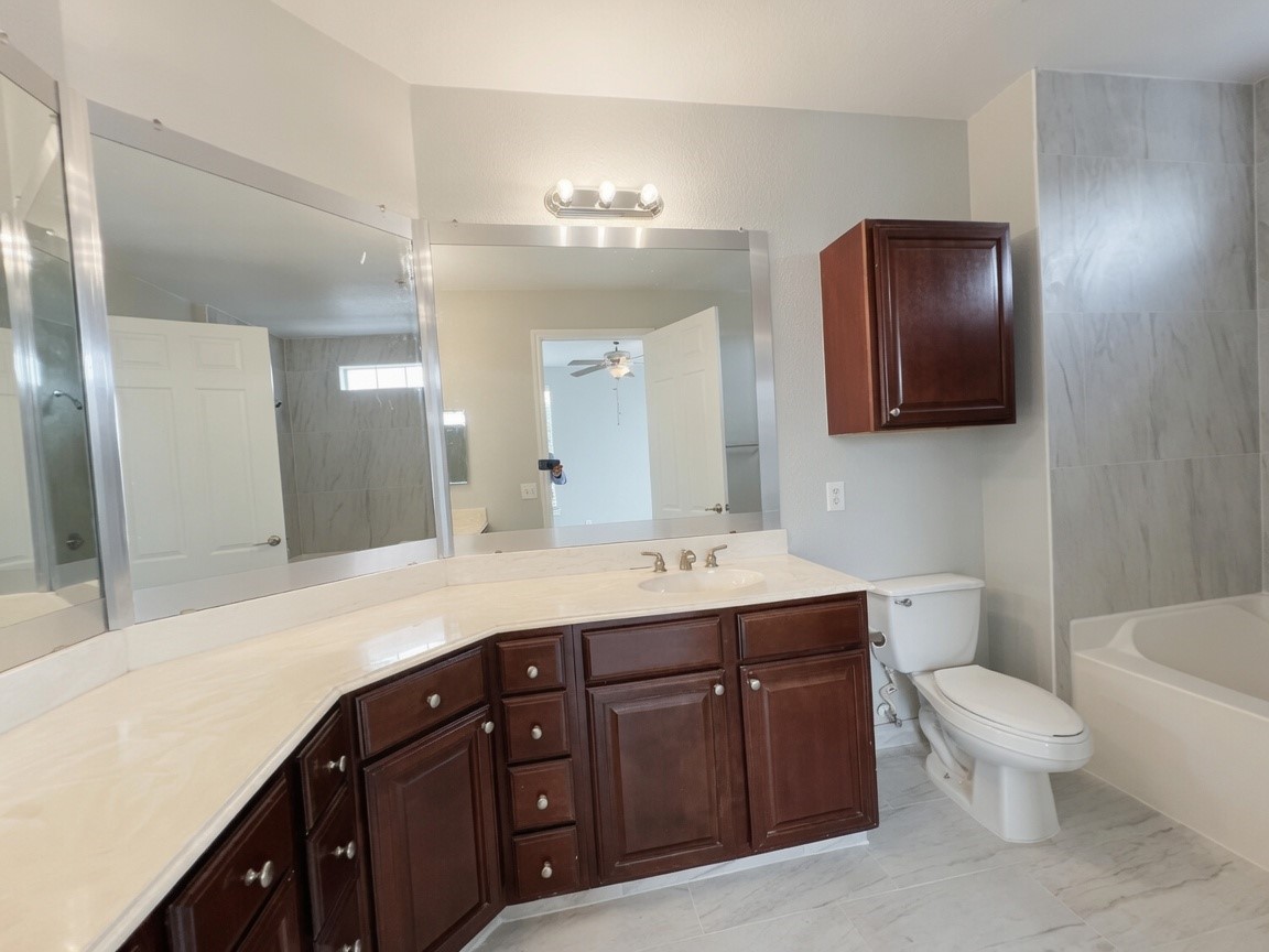 7575 Kirby Drive 2214 Property Photo 19