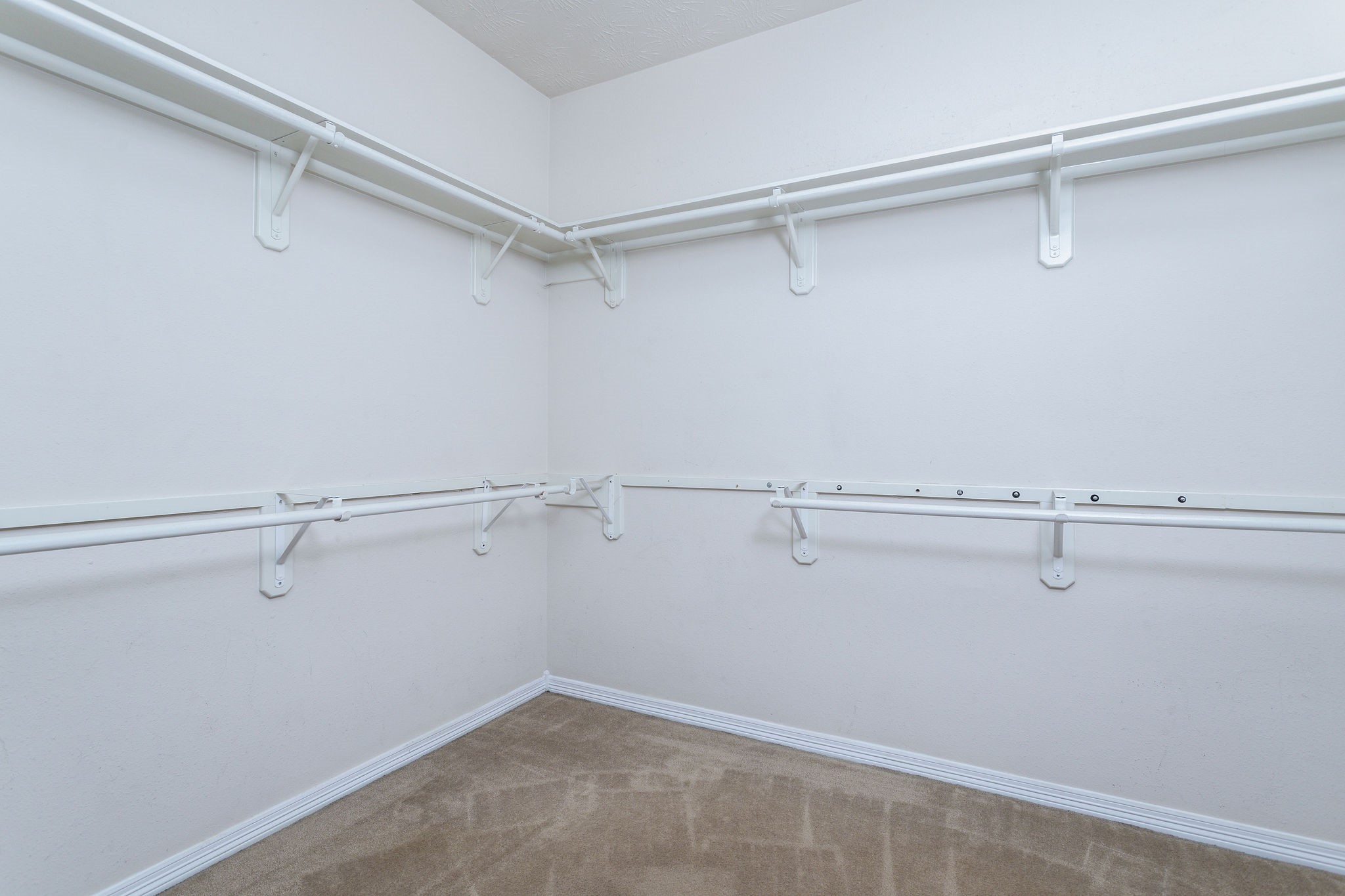 28610 Hidden Cove Drive Property Photo 20