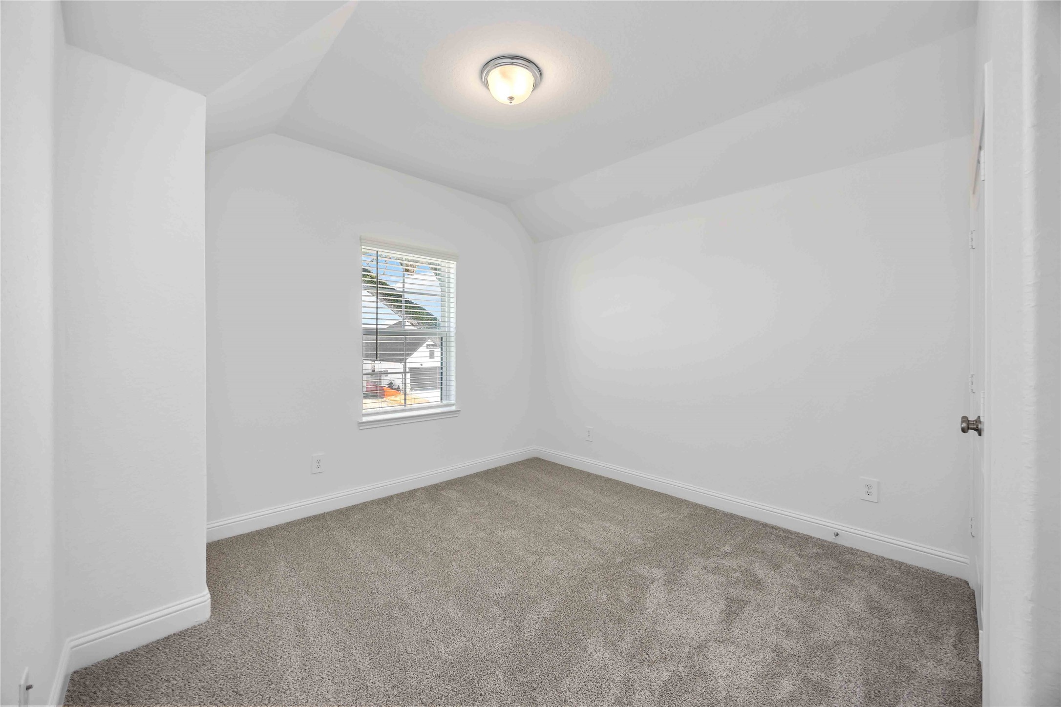 1707 Sterling Water Drive Property Photo 28