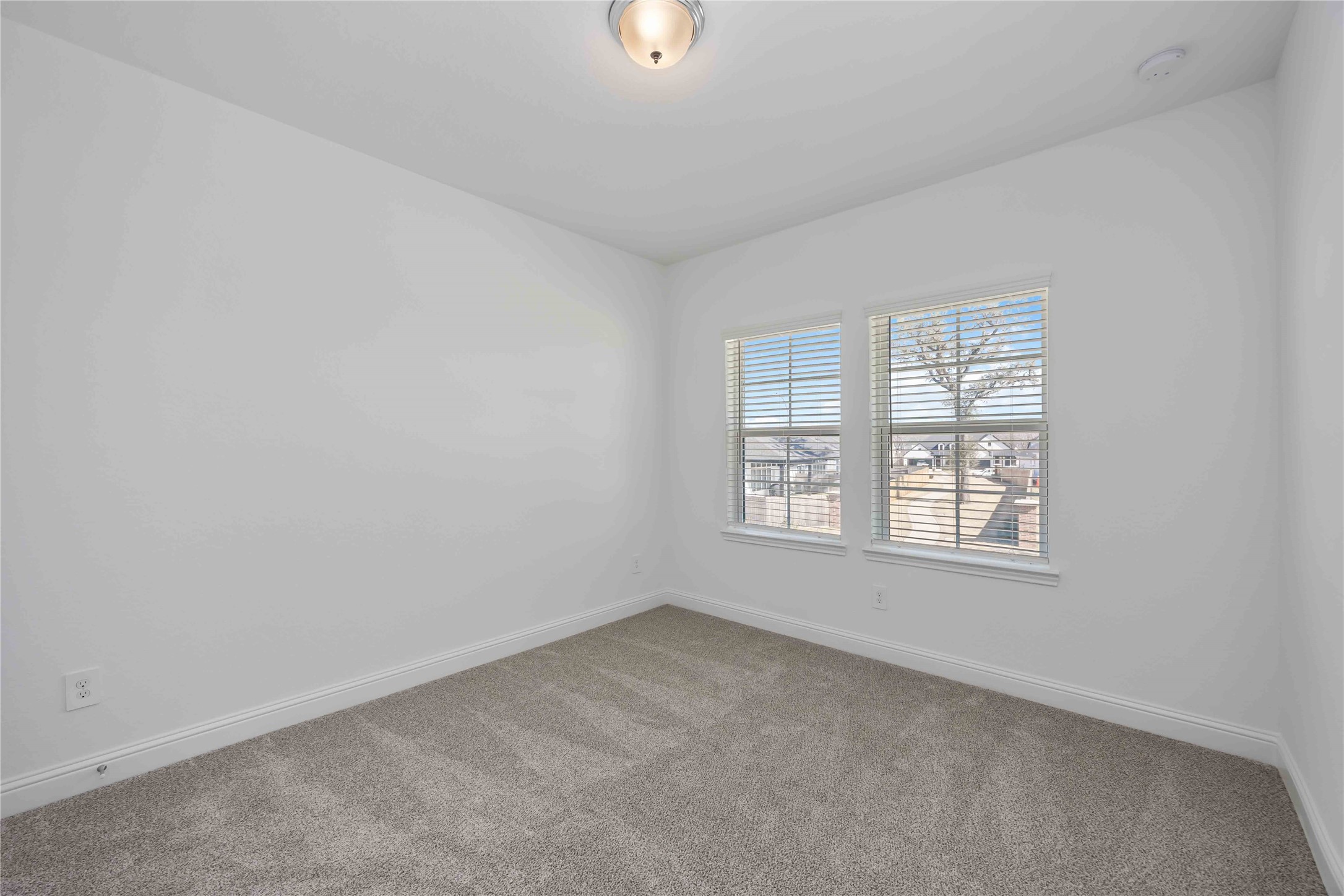1707 Sterling Water Drive Property Photo 32