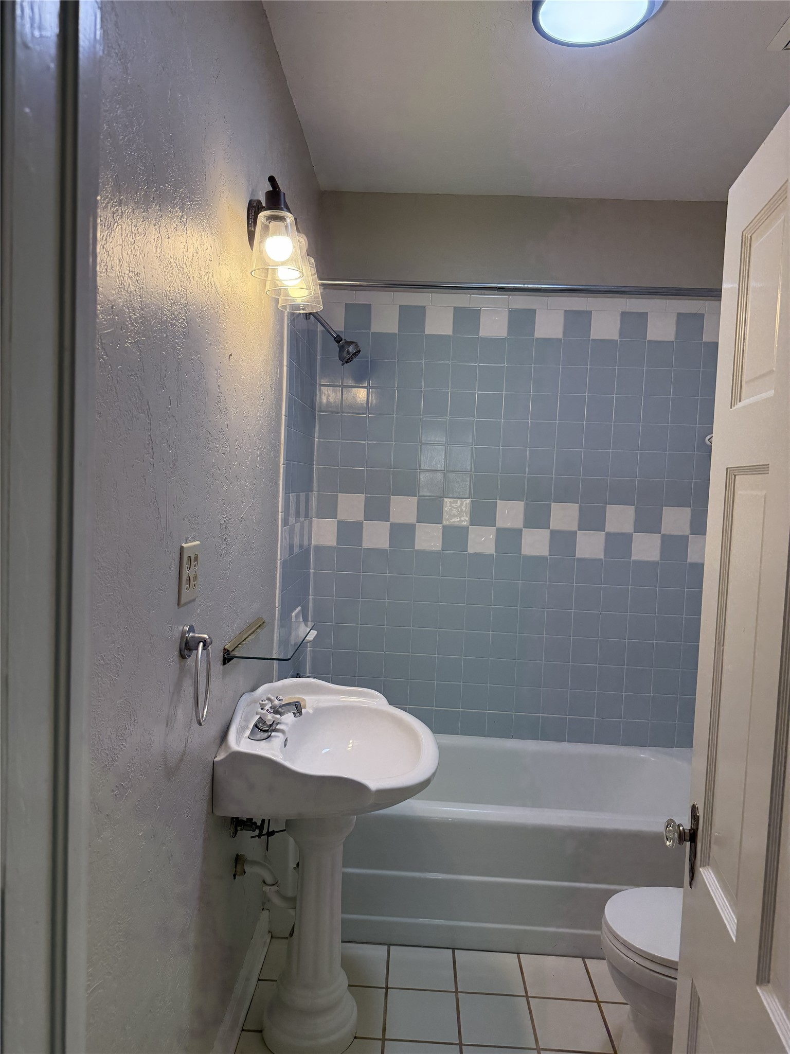 1317 Sneed Drive Property Photo 21