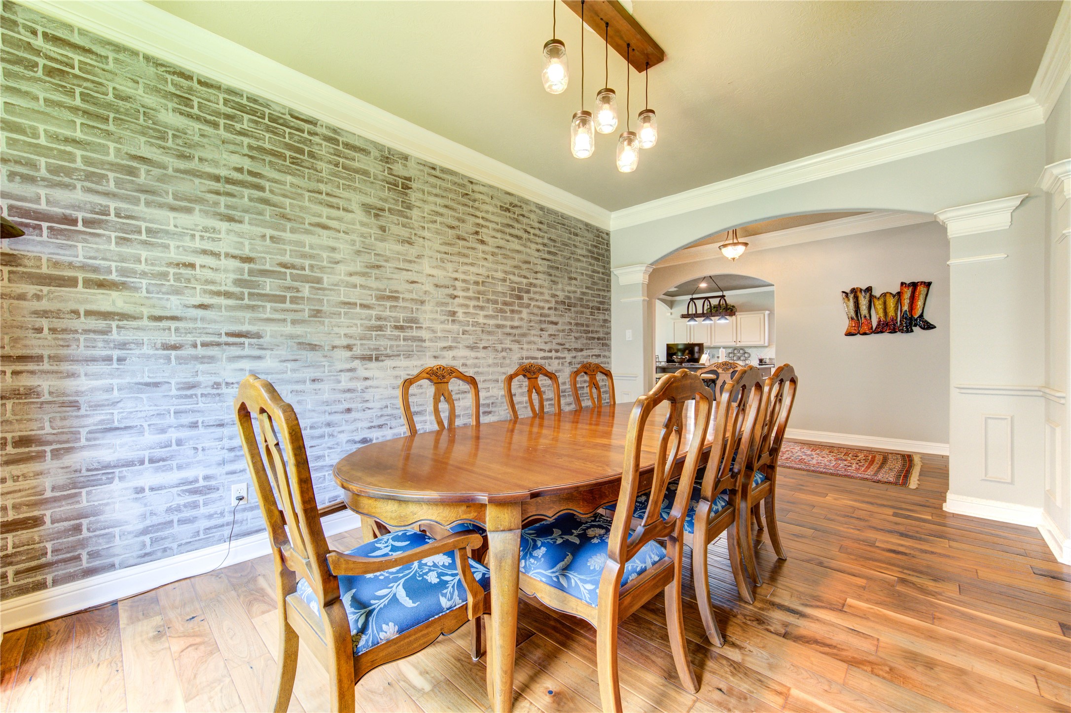 1811 Emerald Green Drive Property Photo 18