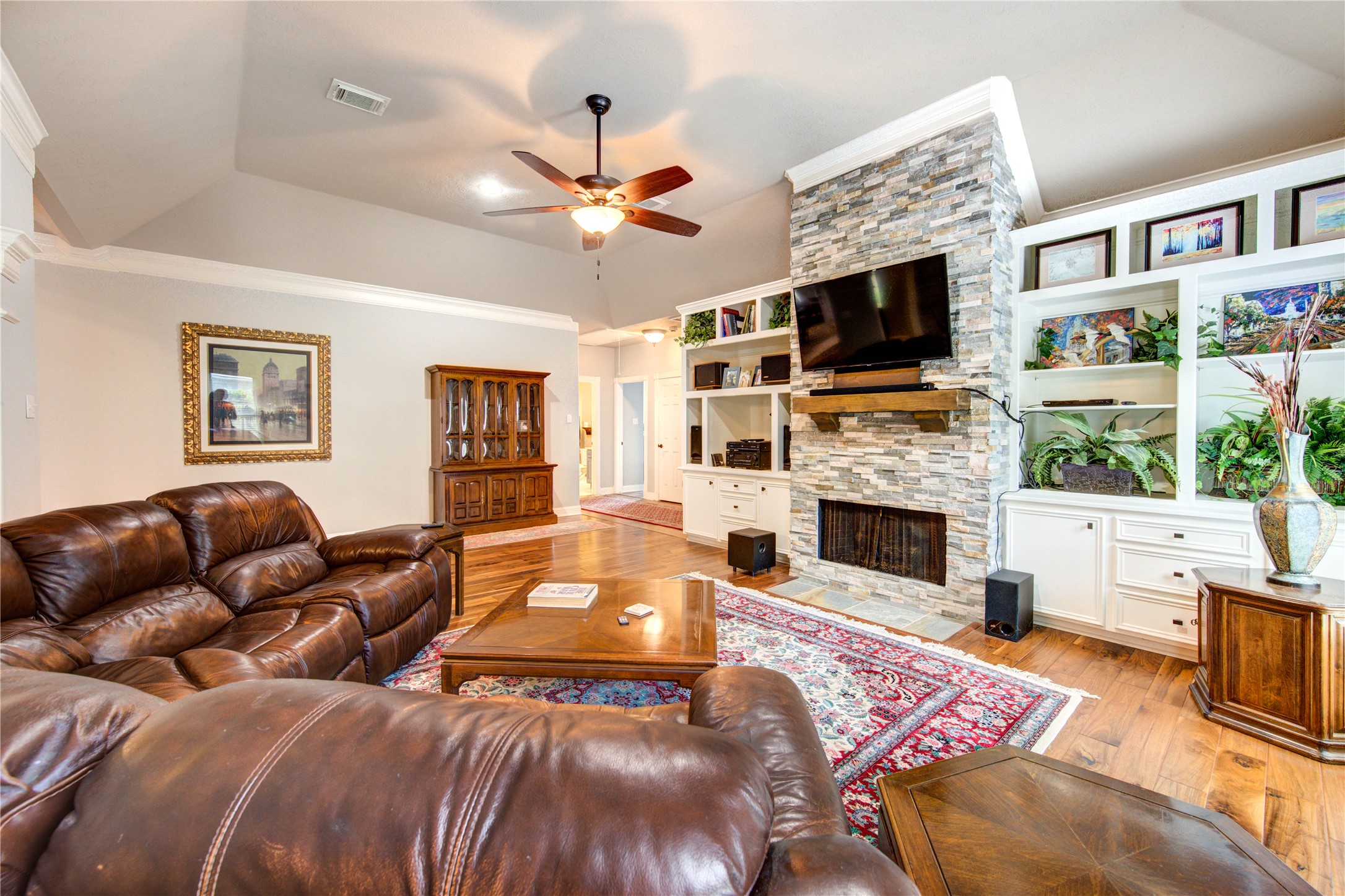 1811 Emerald Green Drive Property Photo 20