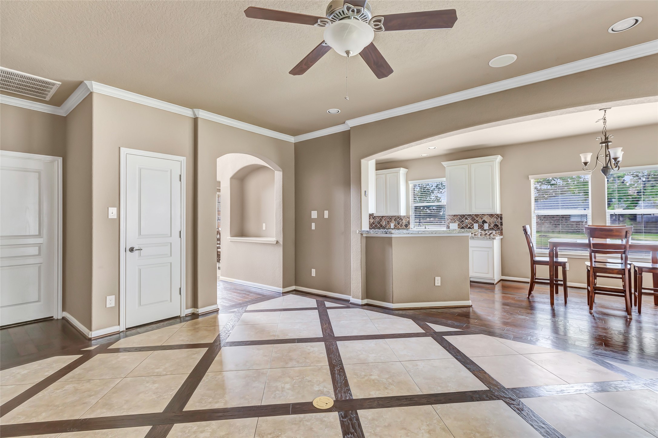 110 S Diamondhead Boulevard Property Photo 18