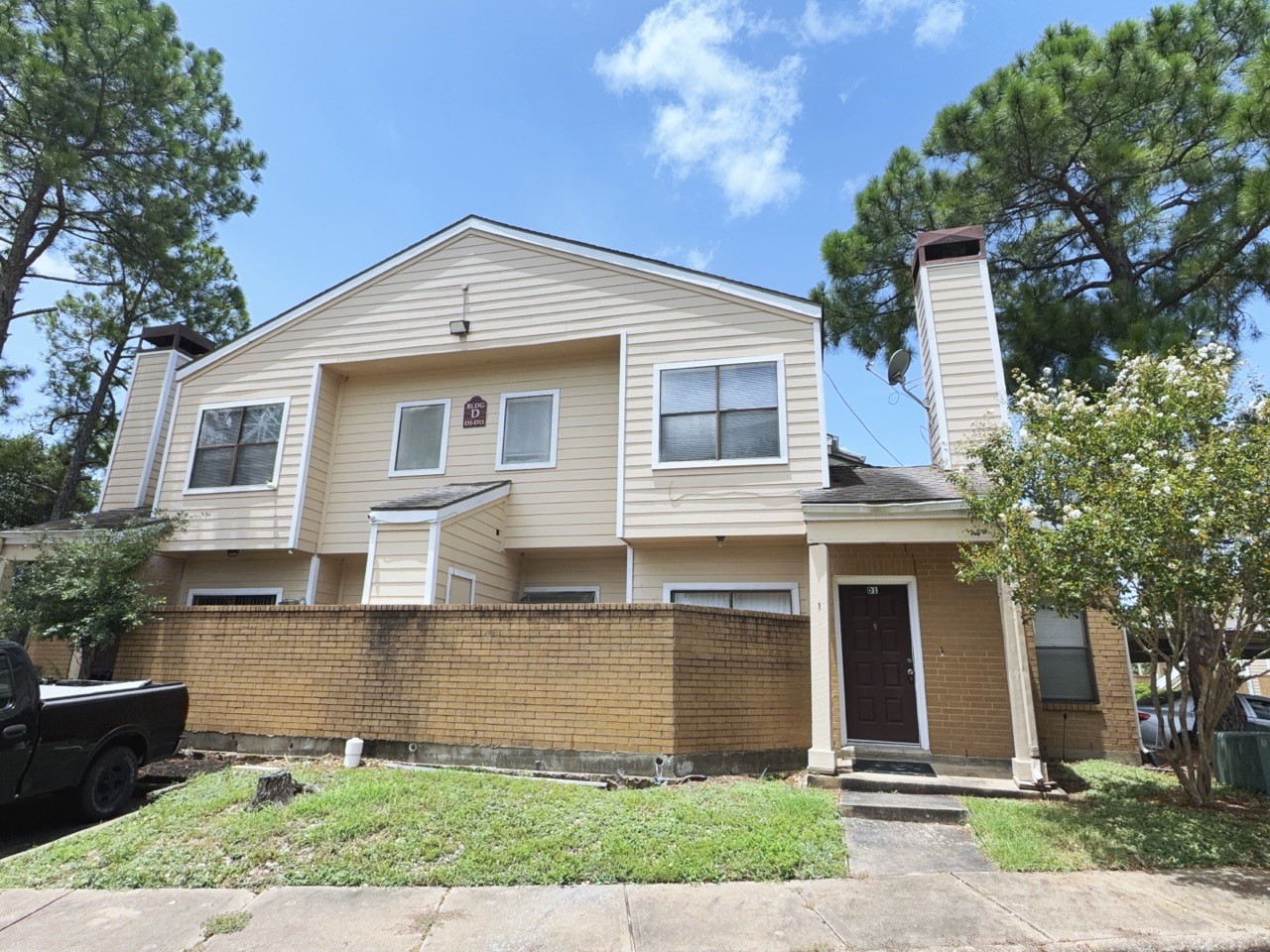 7900 Bissonnet Street D1 Property Photo 1