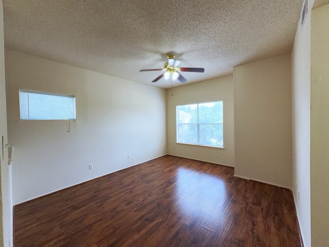 7900 Bissonnet Street D1 Property Photo 12