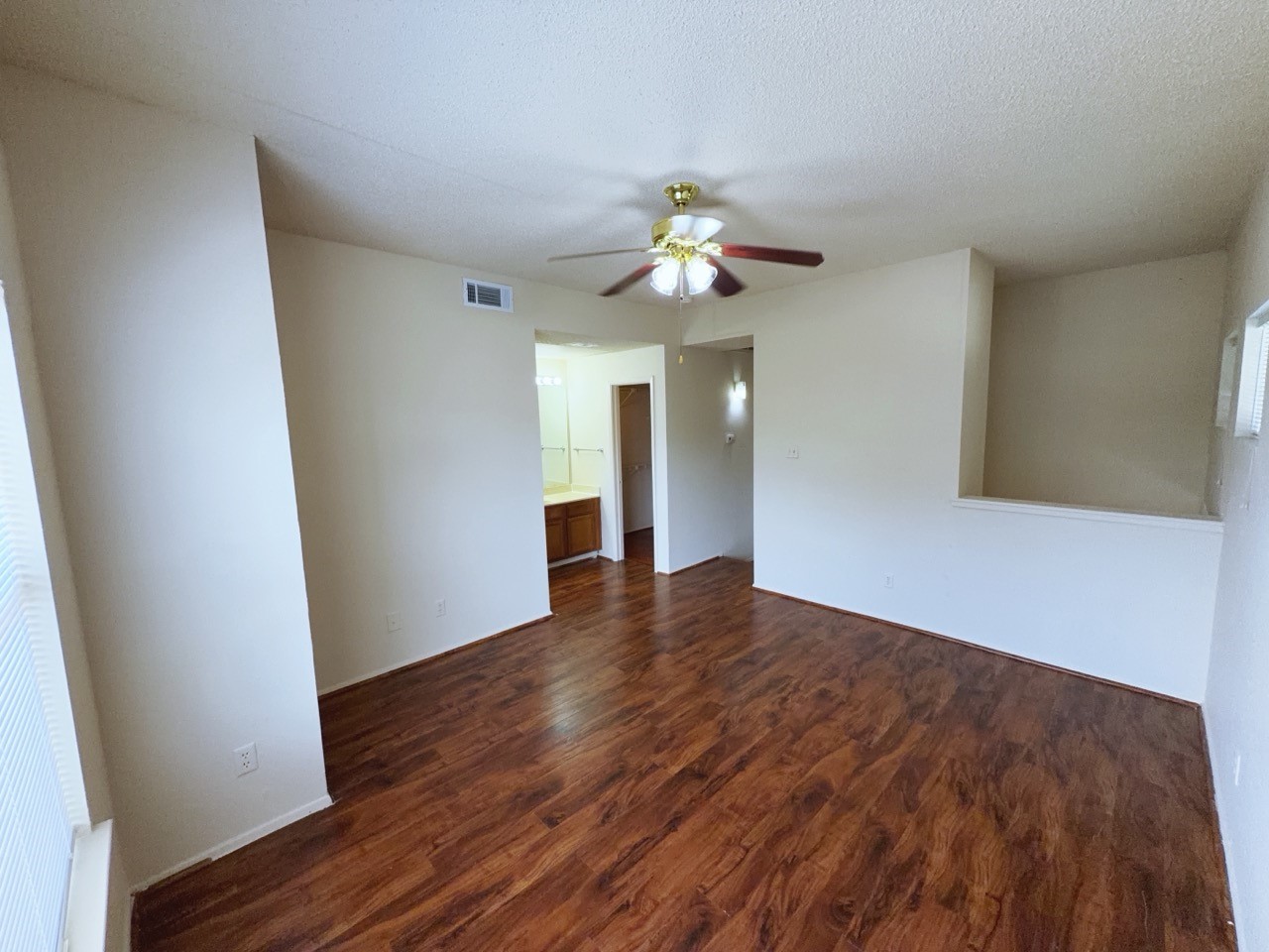 7900 Bissonnet Street D1 Property Photo 13