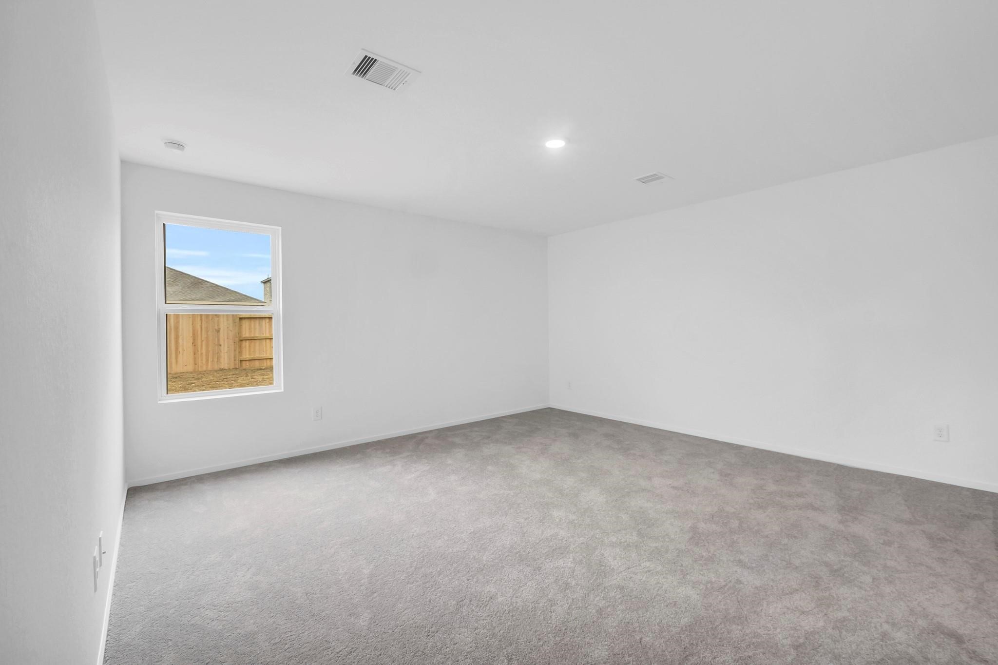 6411 Linden Leaf Drive Property Photo 8