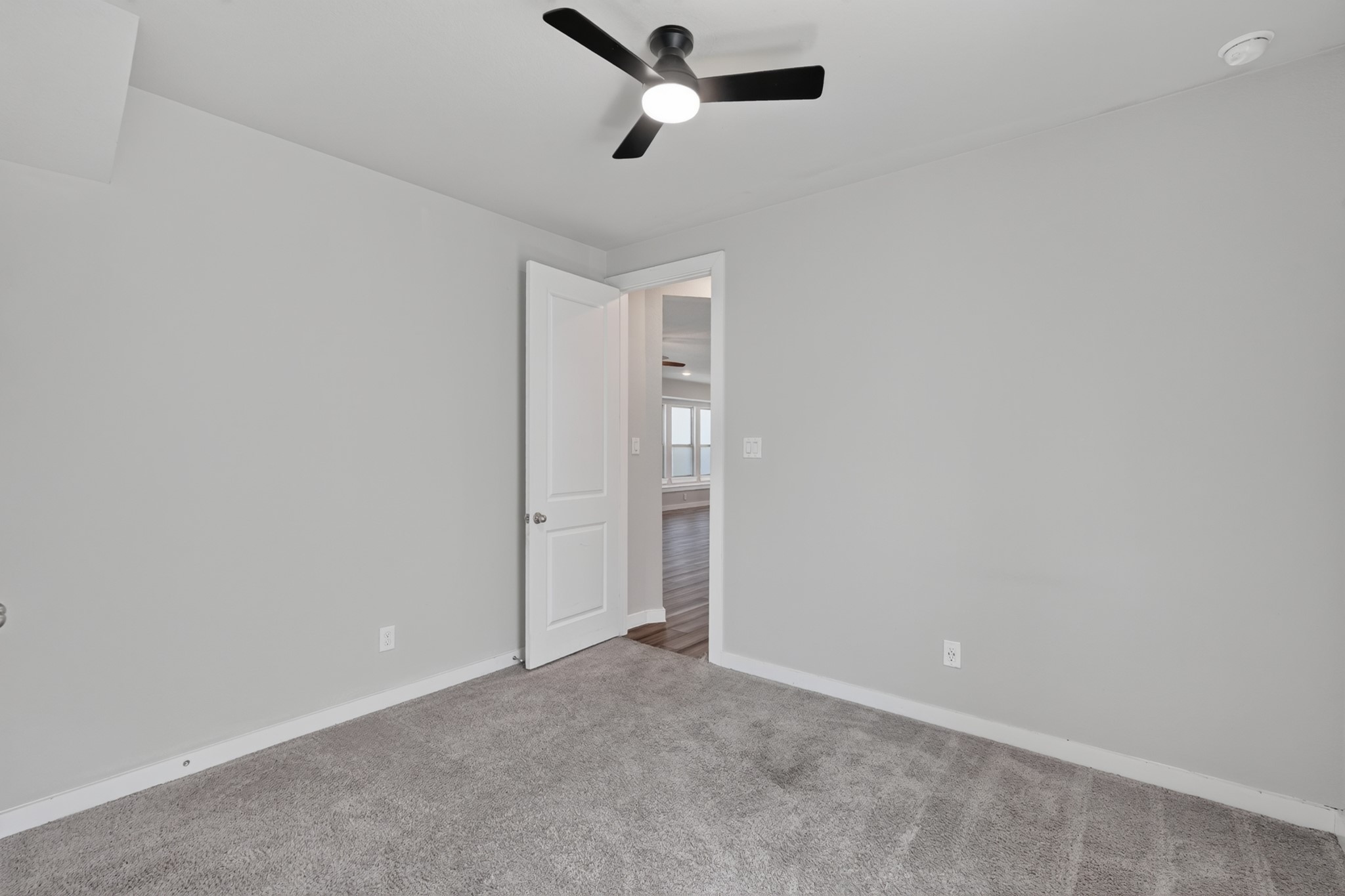 706 Santa Elena Trail Property Photo 25