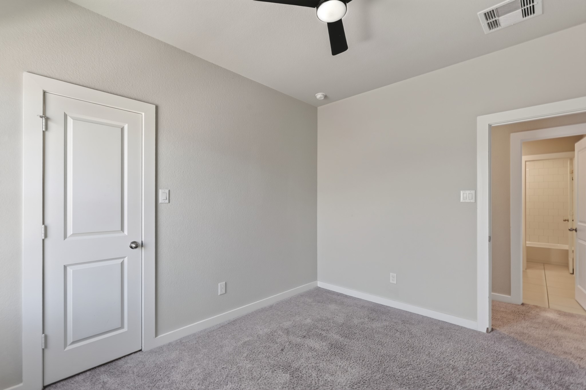 706 Santa Elena Trail Property Photo 31