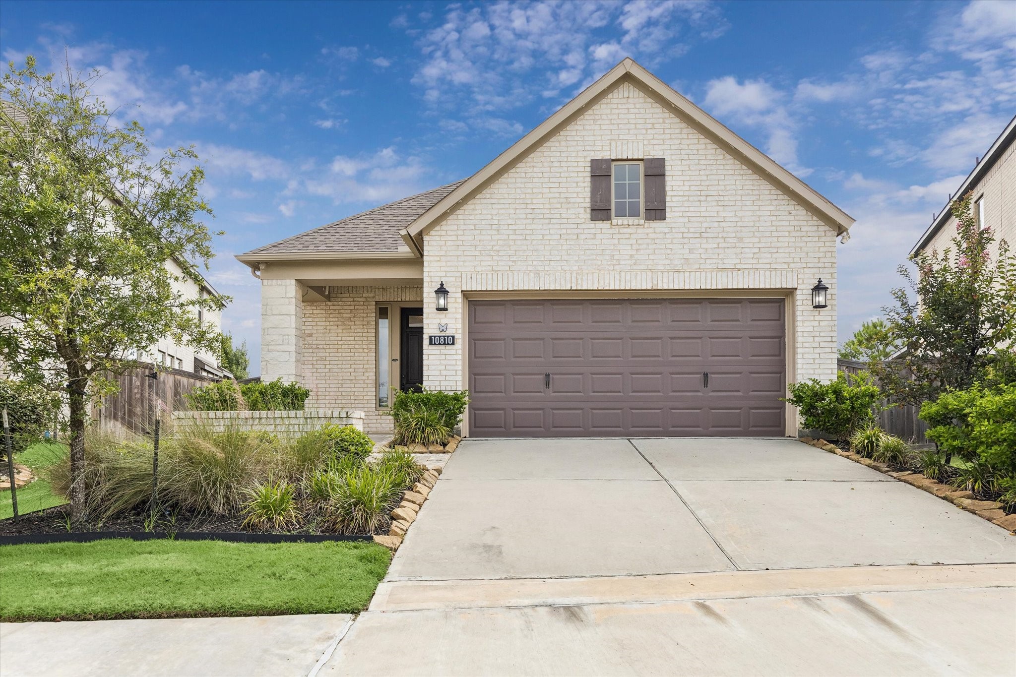10810 Spiny Elm Court Property Photo 1