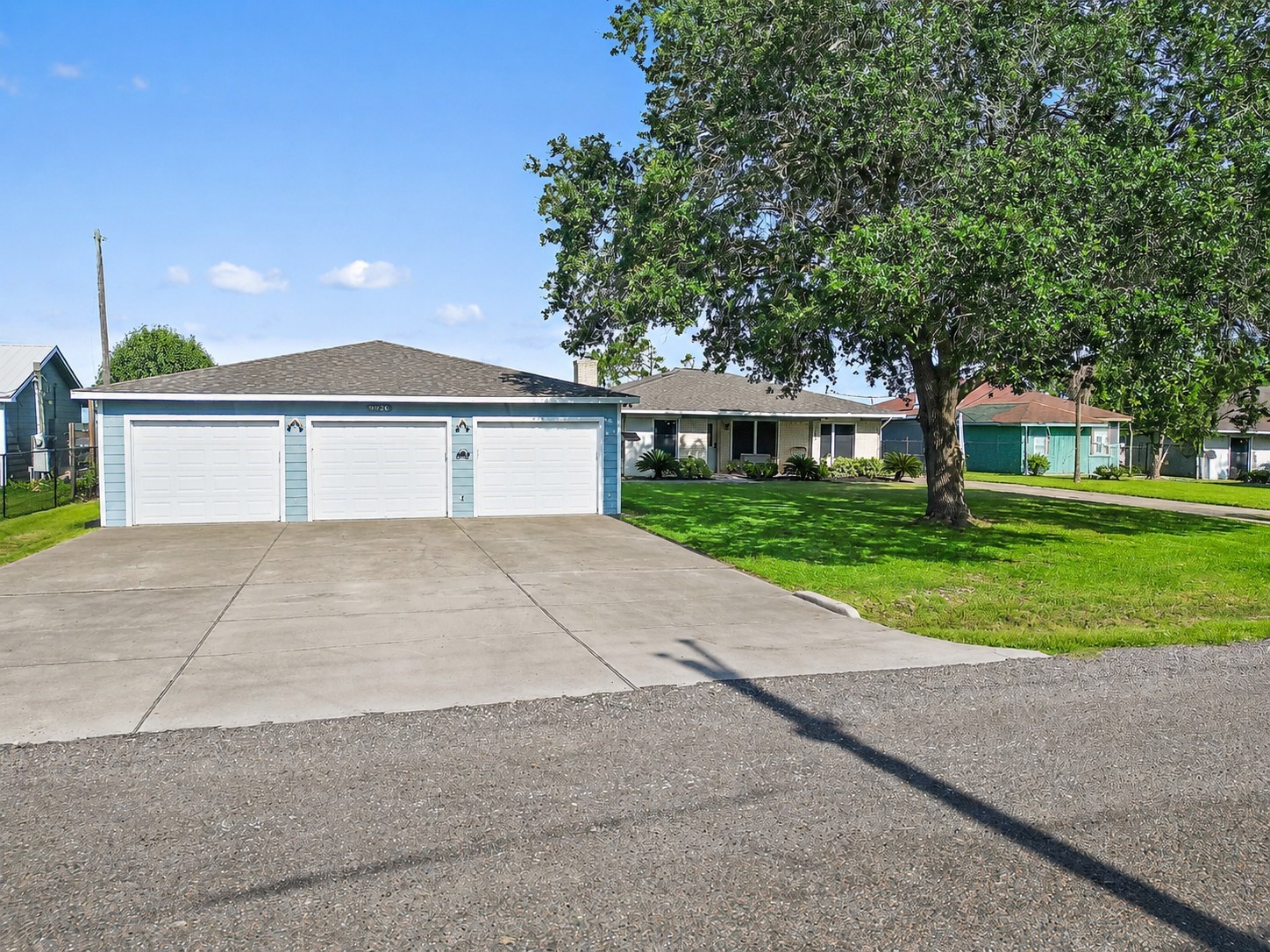 9926 Ocean Drive Property Photo 4