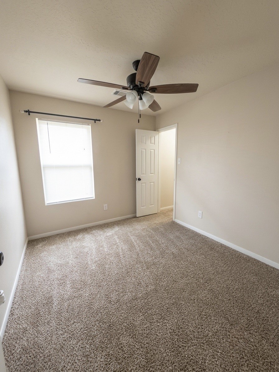 8018 Sesame Street Property Photo 15