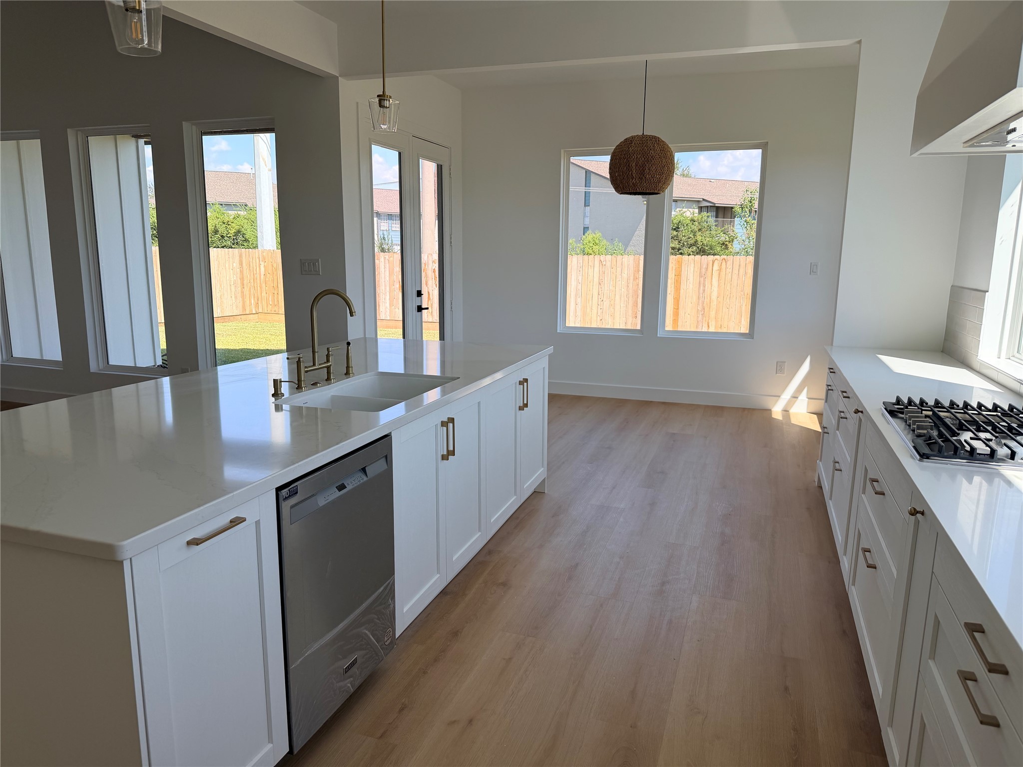 7180 Royal Meadows Street Property Photo 8