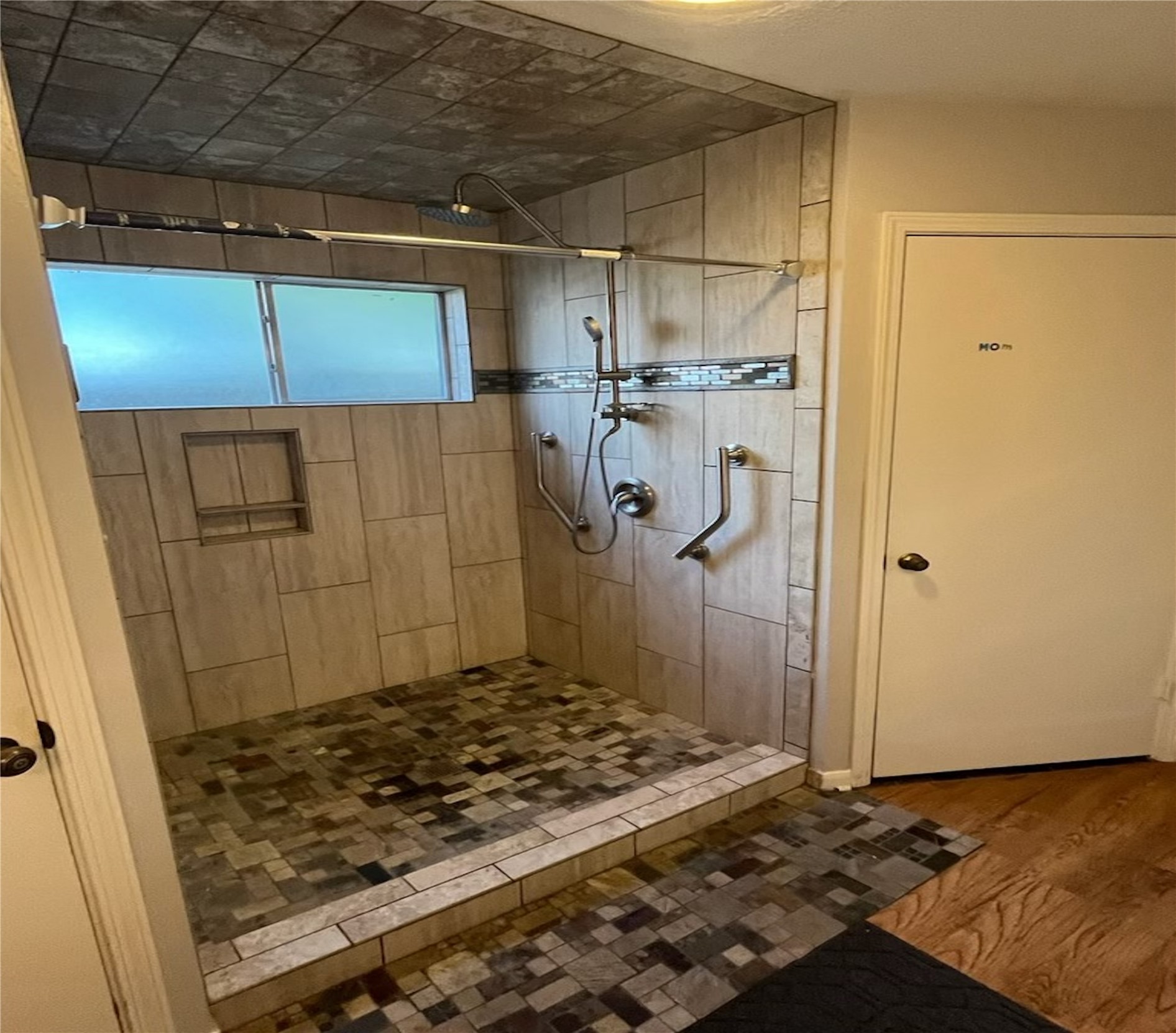 25318 Loch Doon Drive Property Photo 15