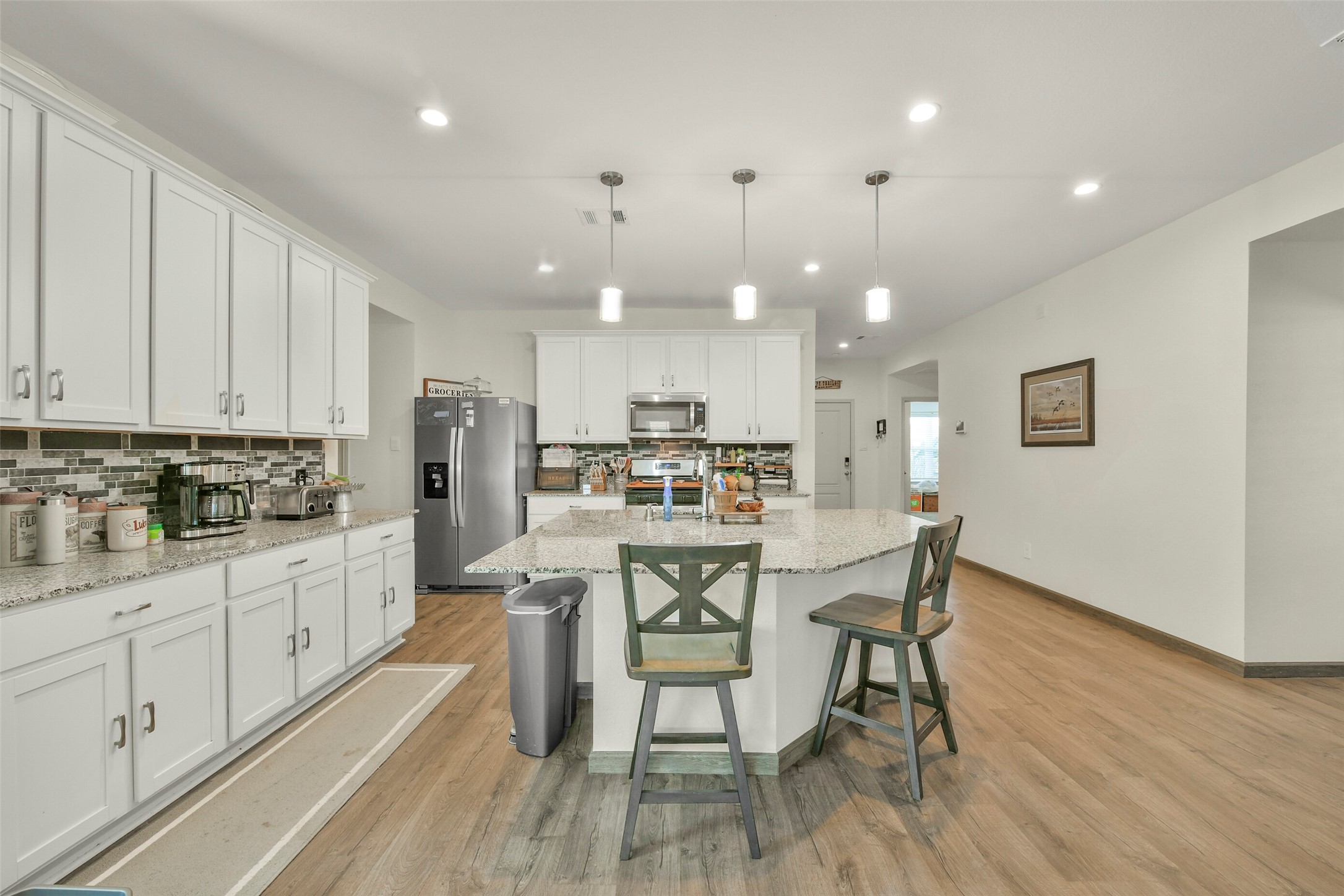9621 Wall Street Property Photo 8