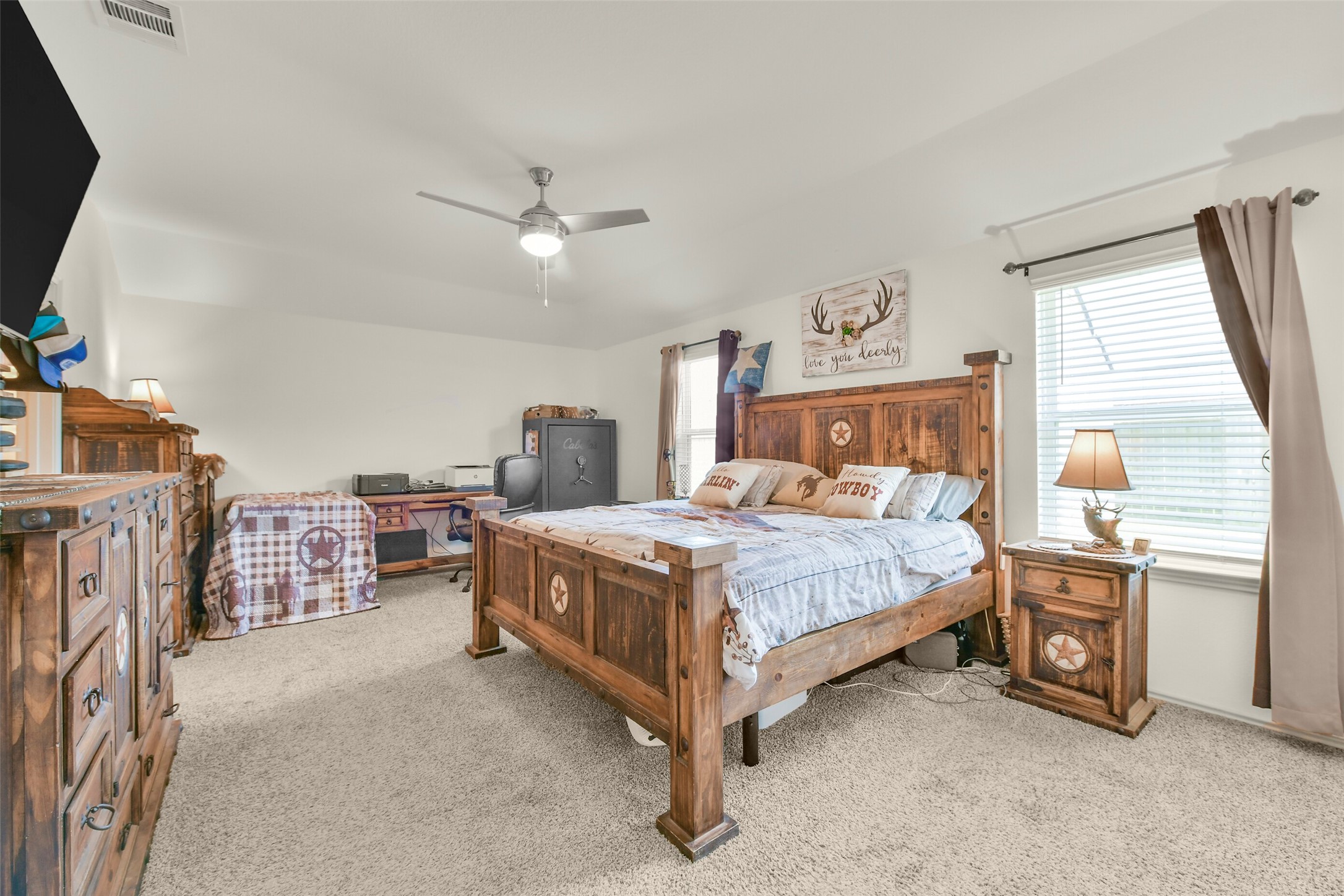 9621 Wall Street Property Photo 12