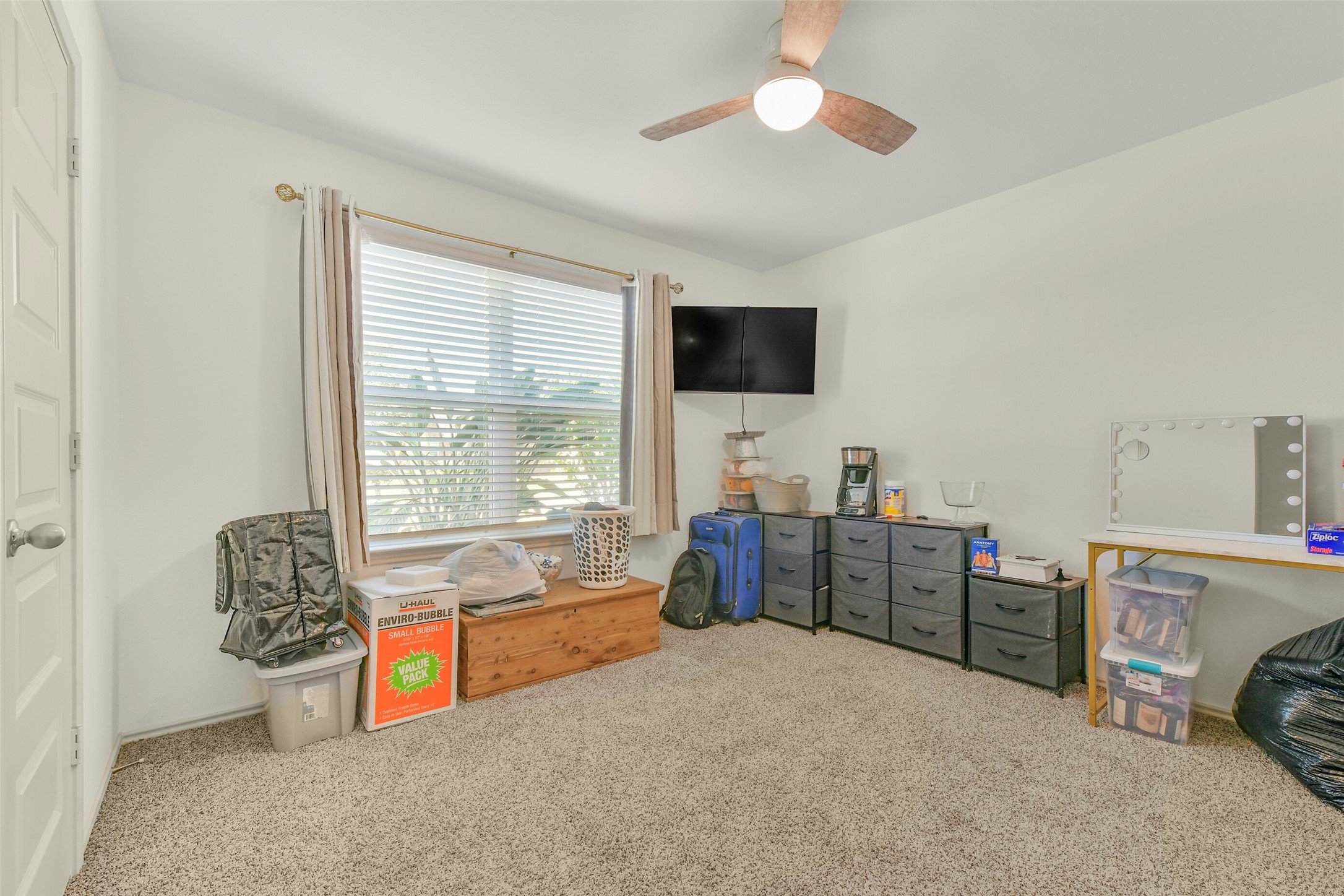 9621 Wall Street Property Photo 22