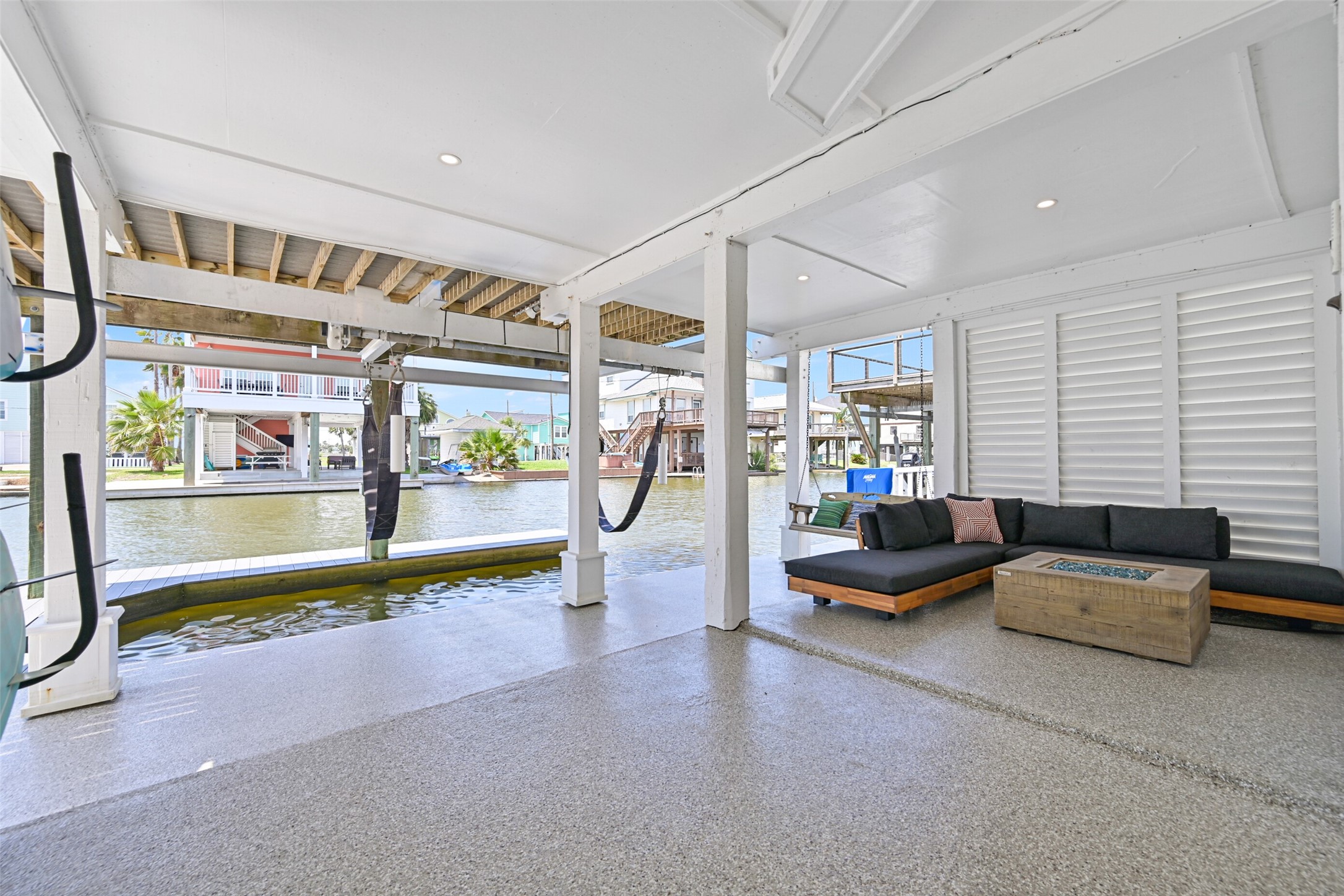 16716 Tahiti Way Property Photo 15