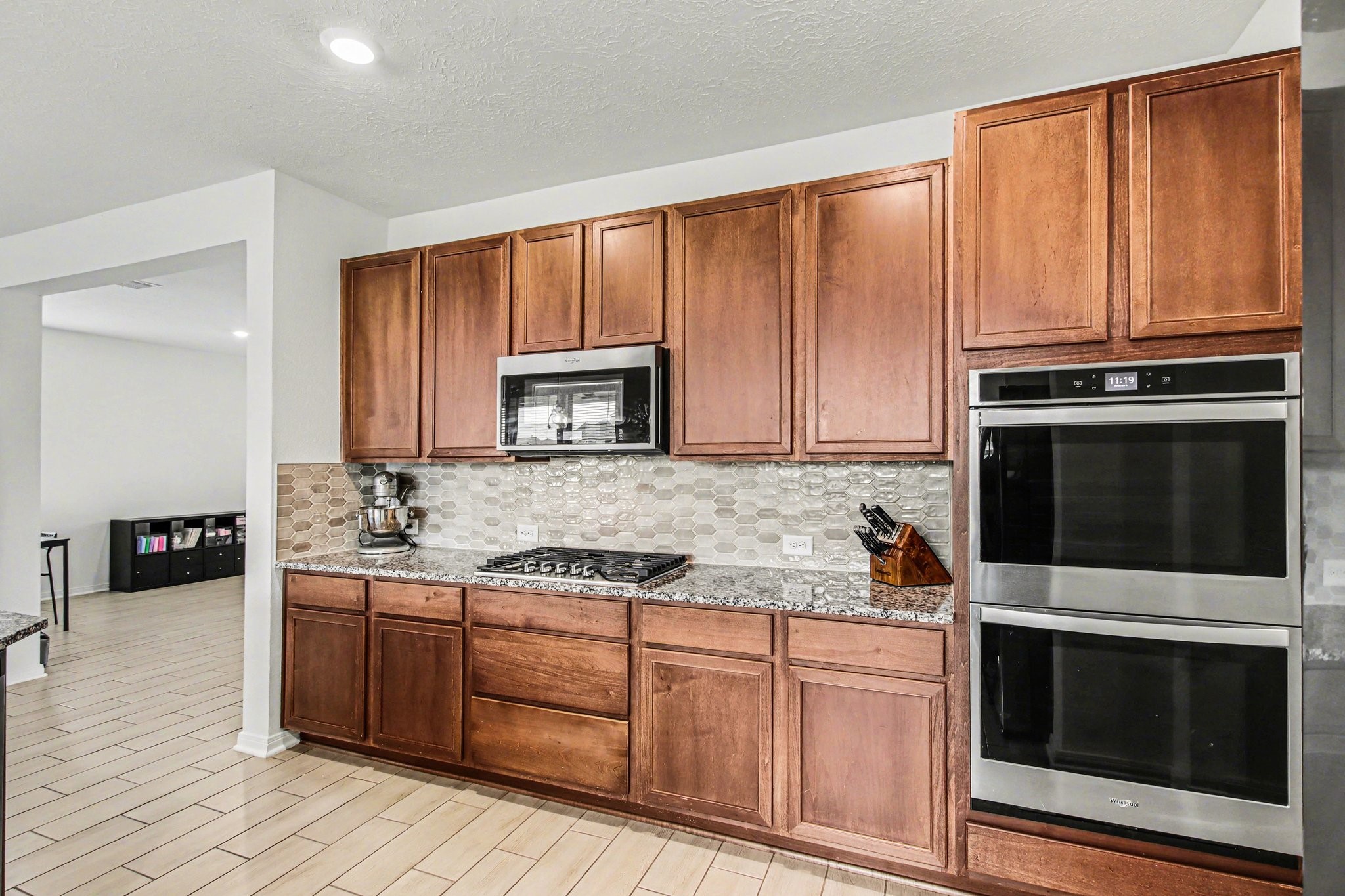 21202 Sunray Harbor Drive Property Photo 14