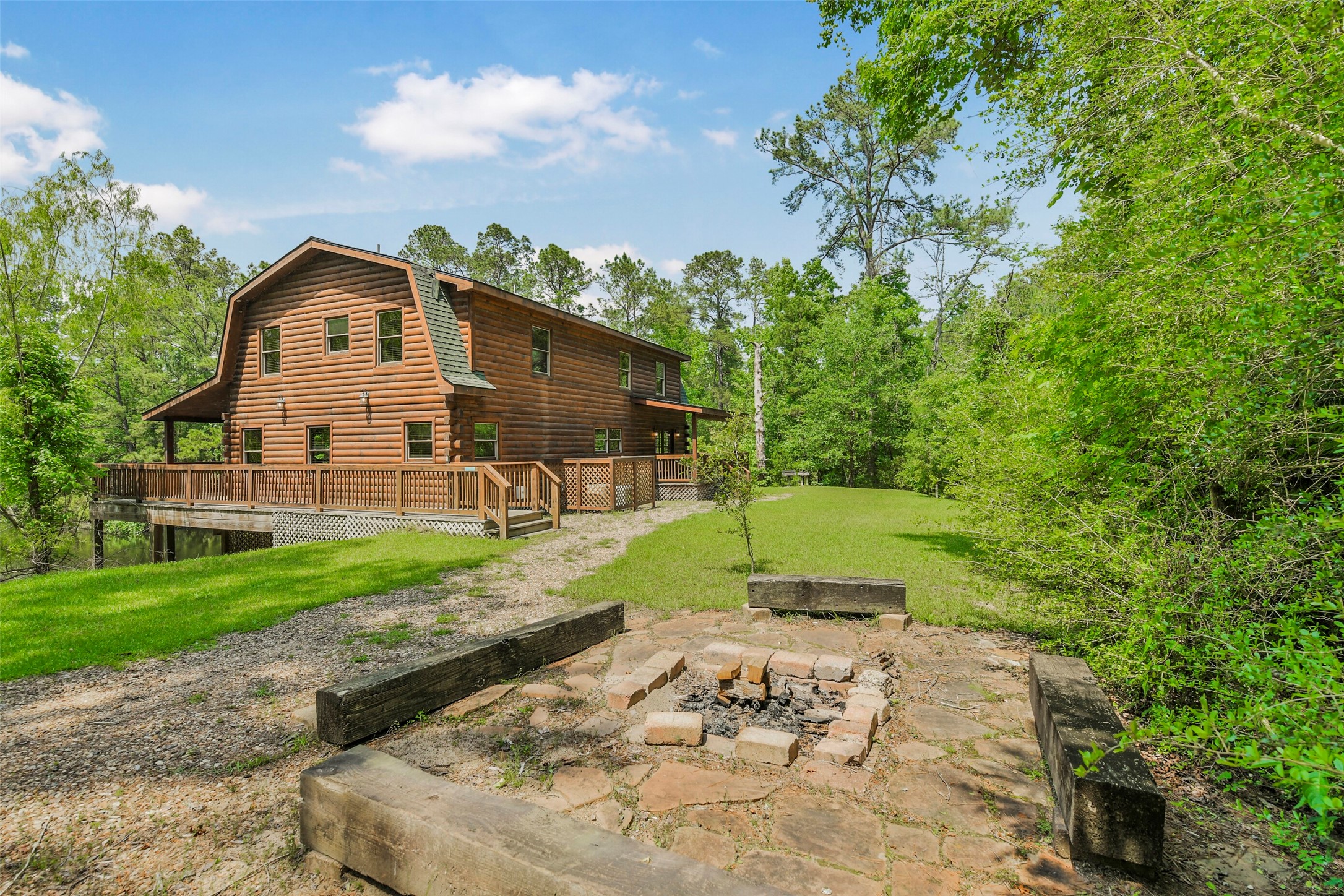 91 Bluejay Way Property Photo 6