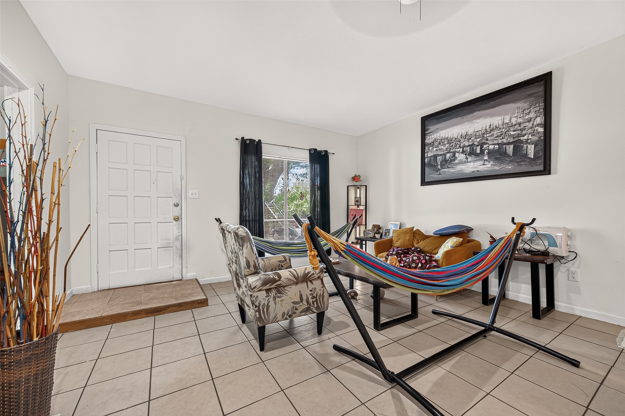 7837 Pacific Pearl Street Property Photo 4