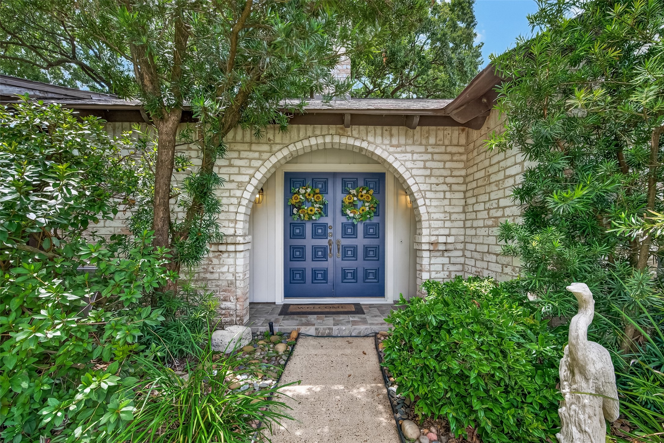2623 Pomeran Drive Property Photo 3