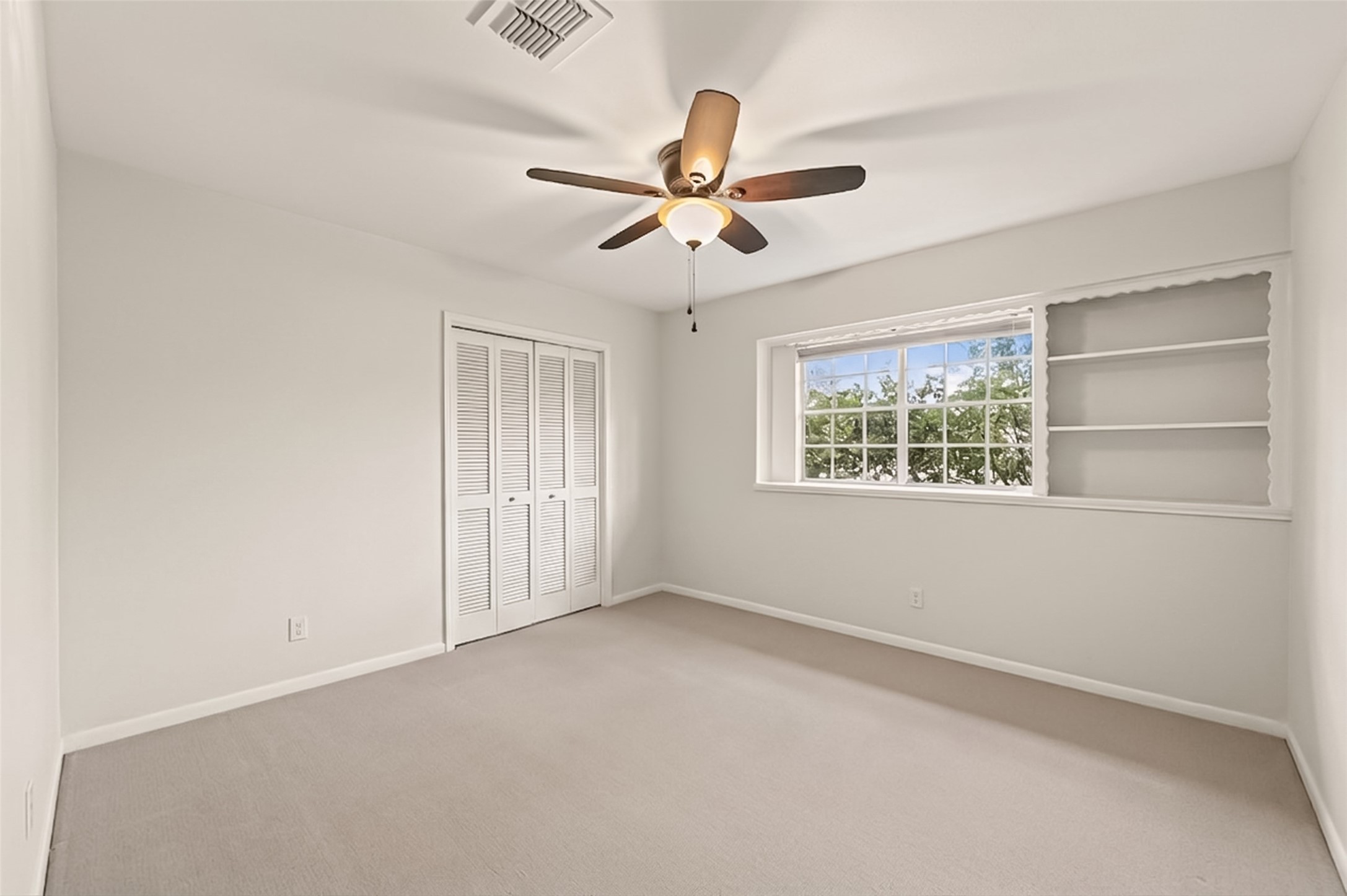 2623 Pomeran Drive Property Photo 27