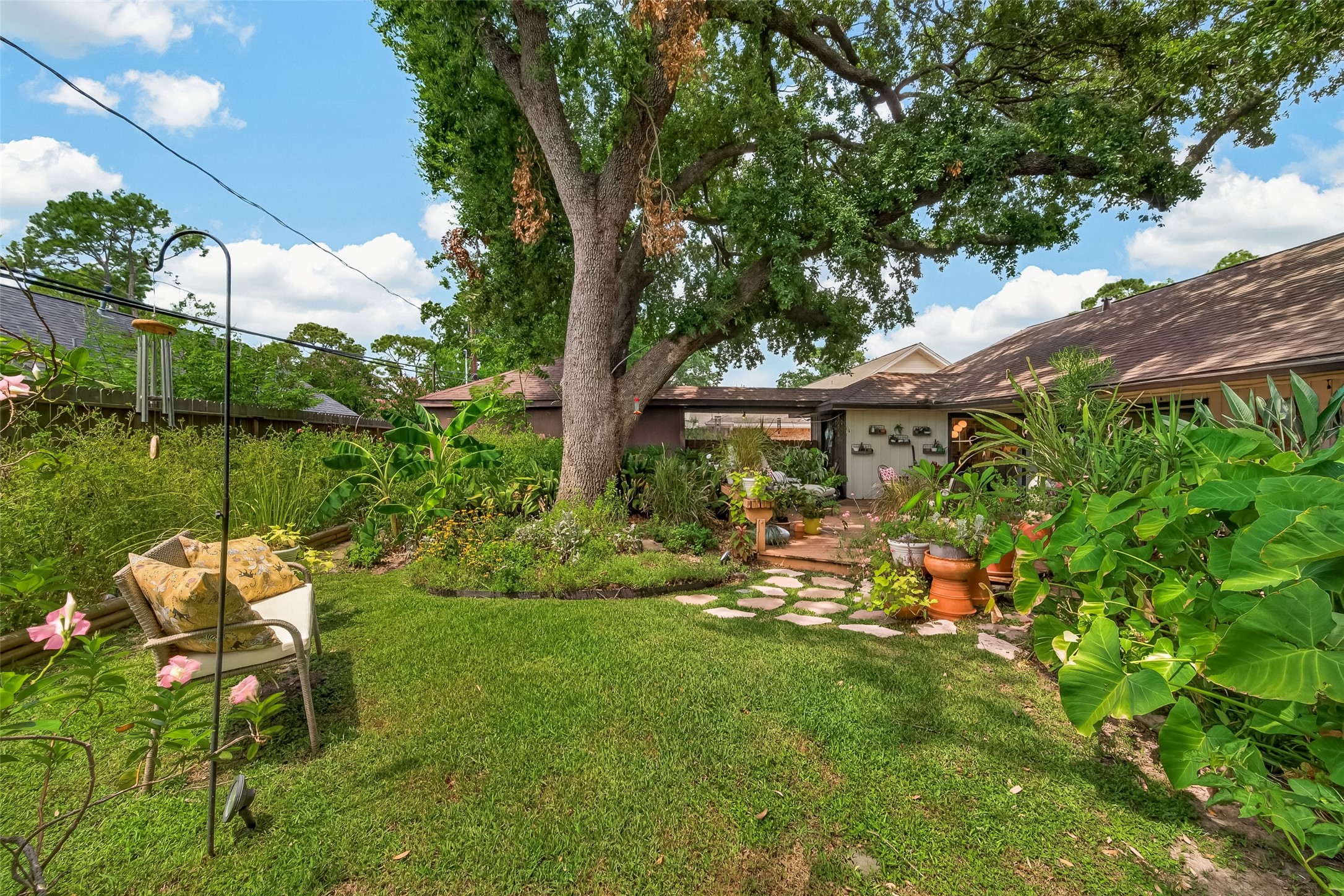 2623 Pomeran Drive Property Photo 32