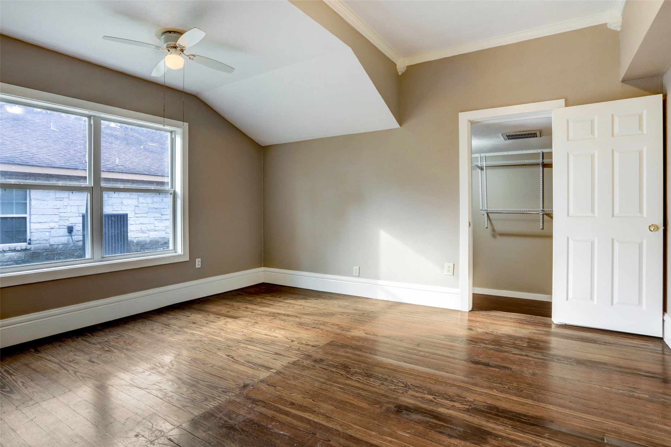 1207 N Meyer Street Property Photo 12