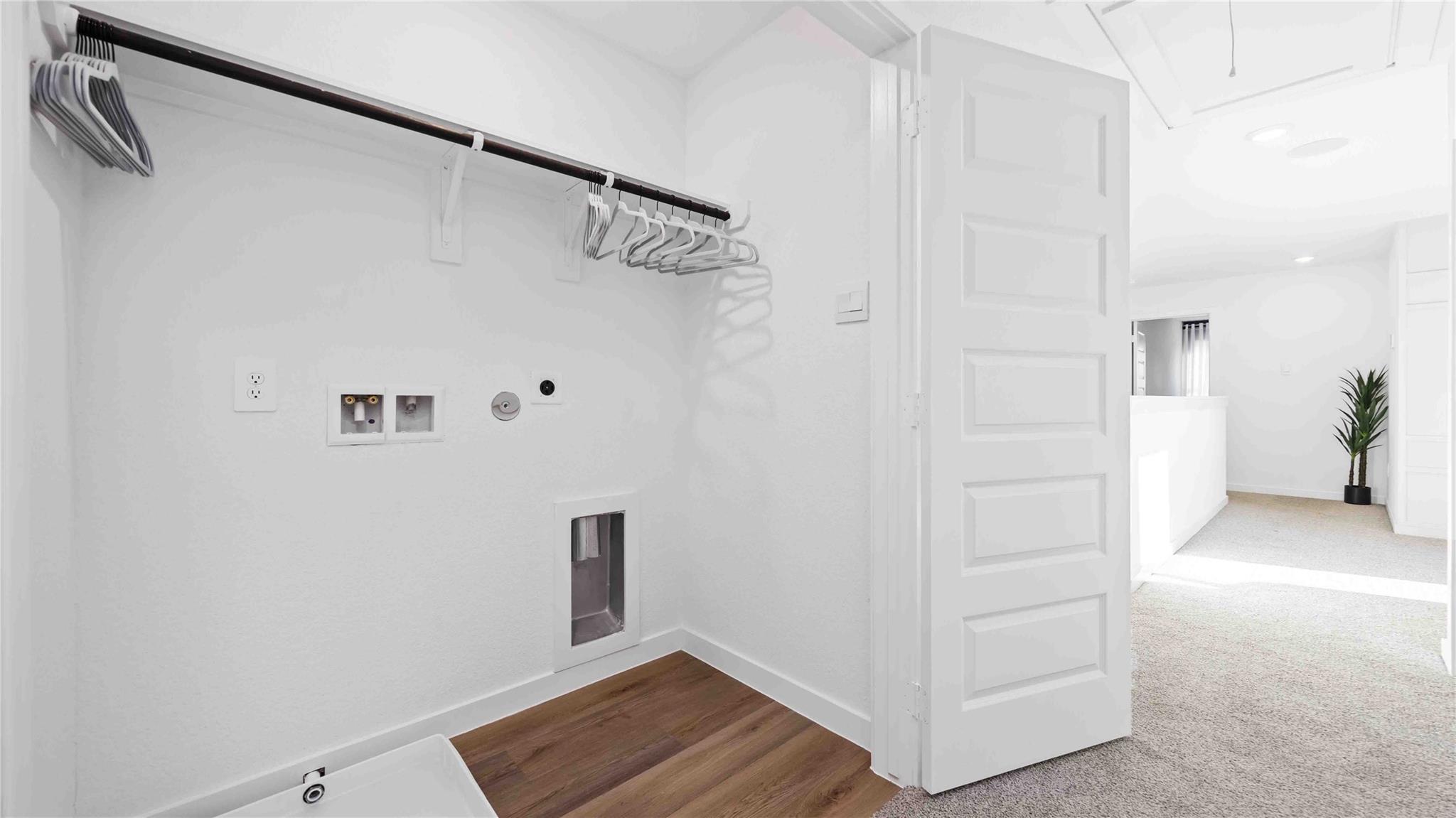 1067 Wheatley Oak Lane Property Photo 33