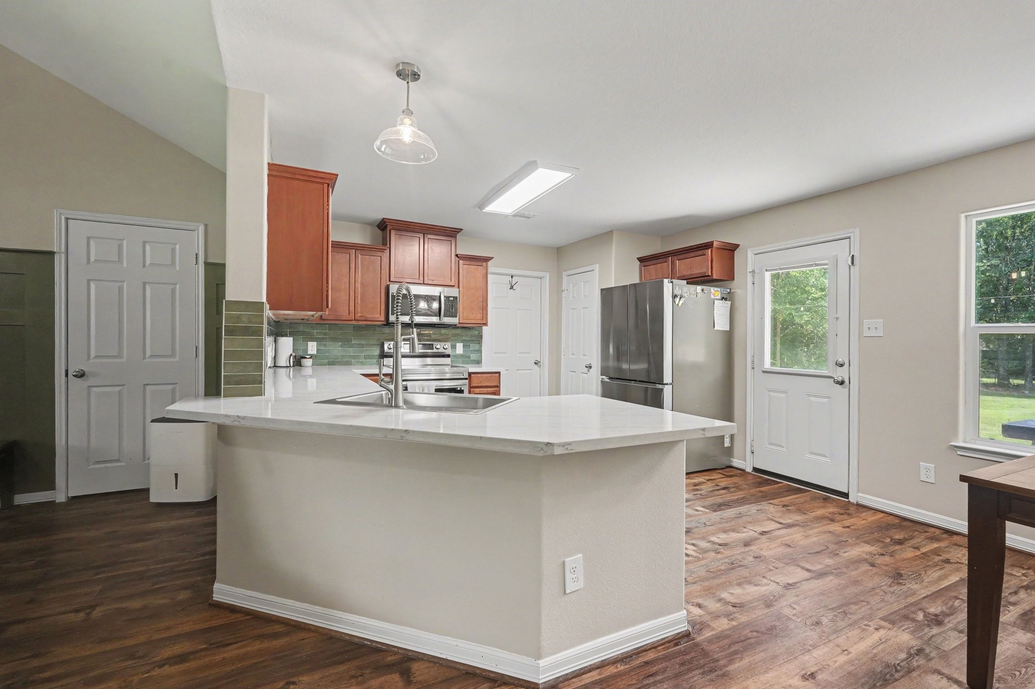 26023 Rolling Forest Lane Property Photo 5