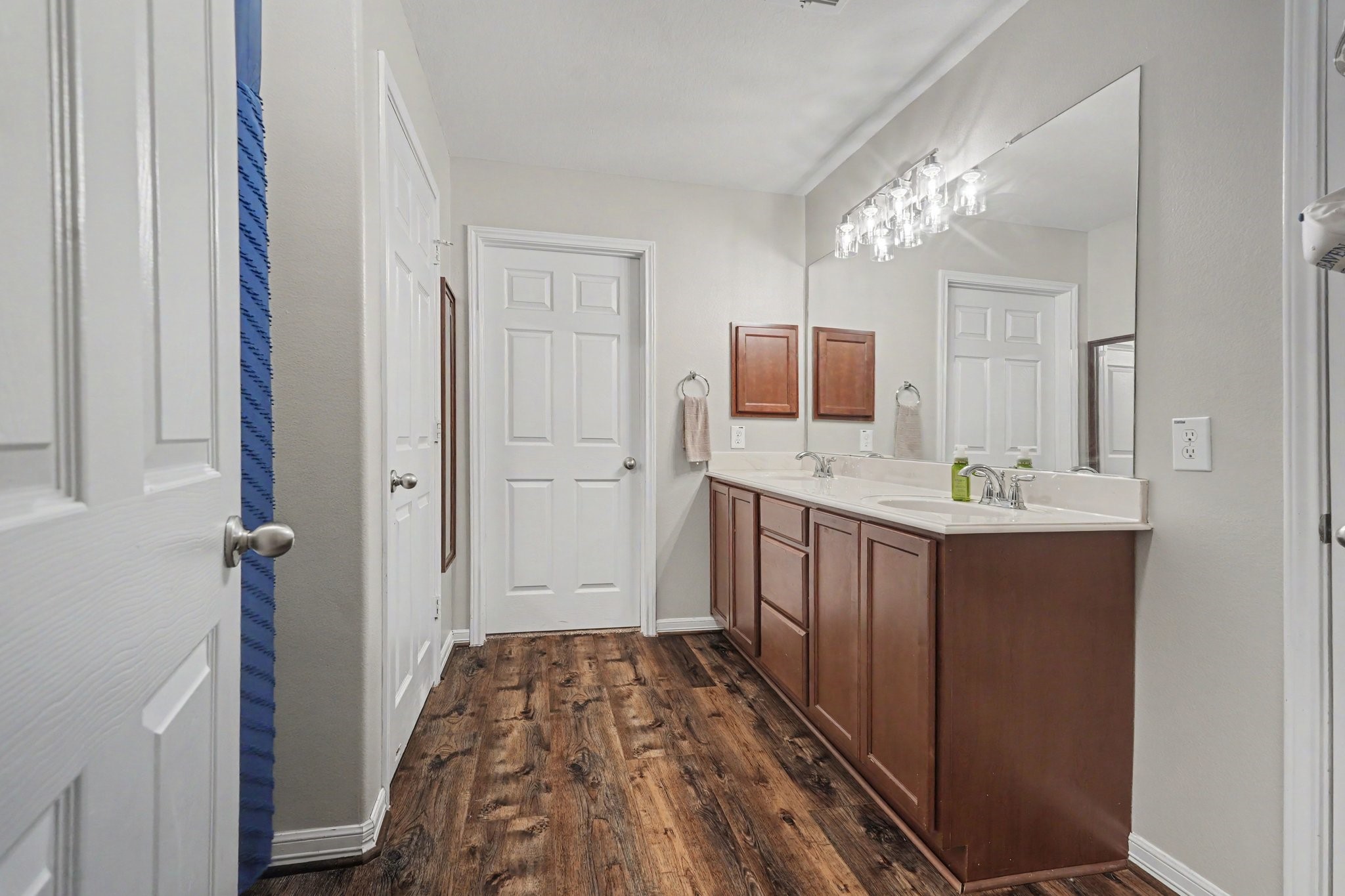 26023 Rolling Forest Lane Property Photo 10