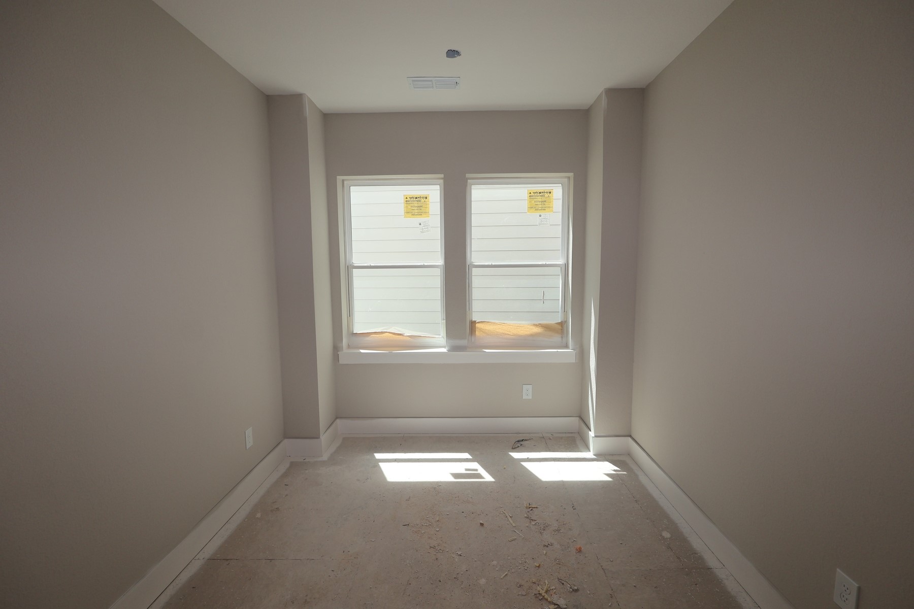 405 Kinley Oaks Drive Property Photo 13
