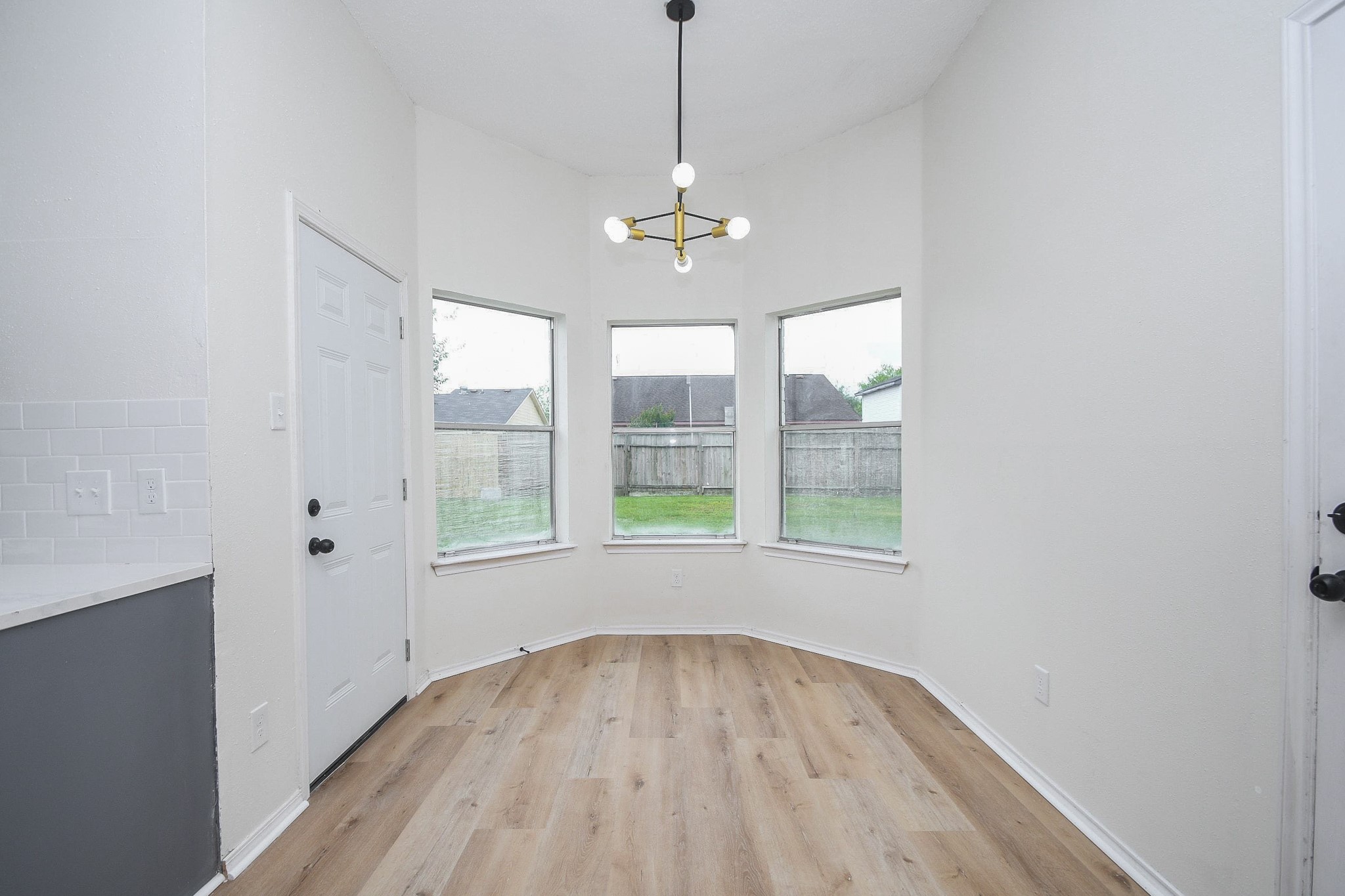 3435 Overcross Drive Property Photo 10