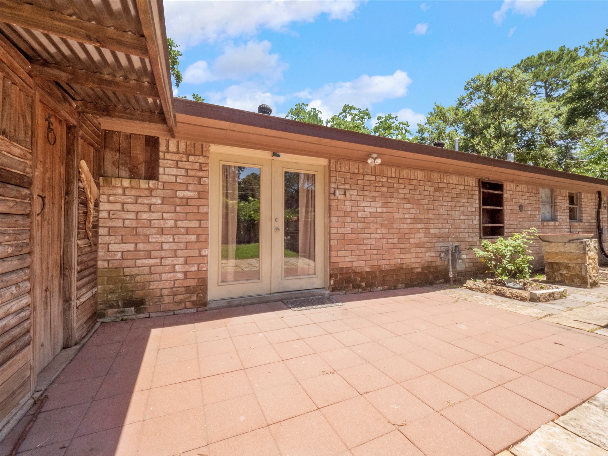 9607 Carousel Lane Property Photo 19