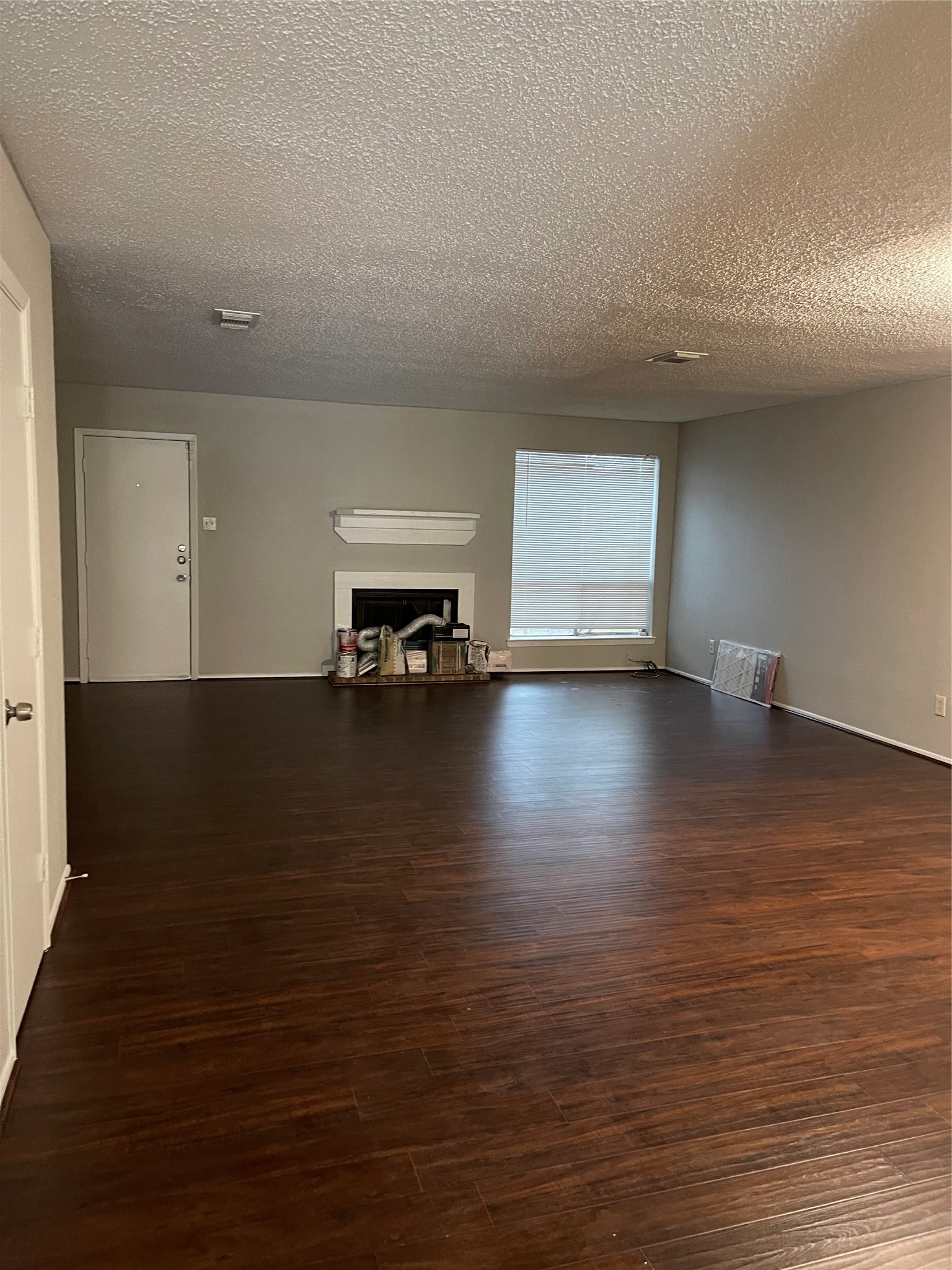 15627 Weldon Drive Property Photo 11