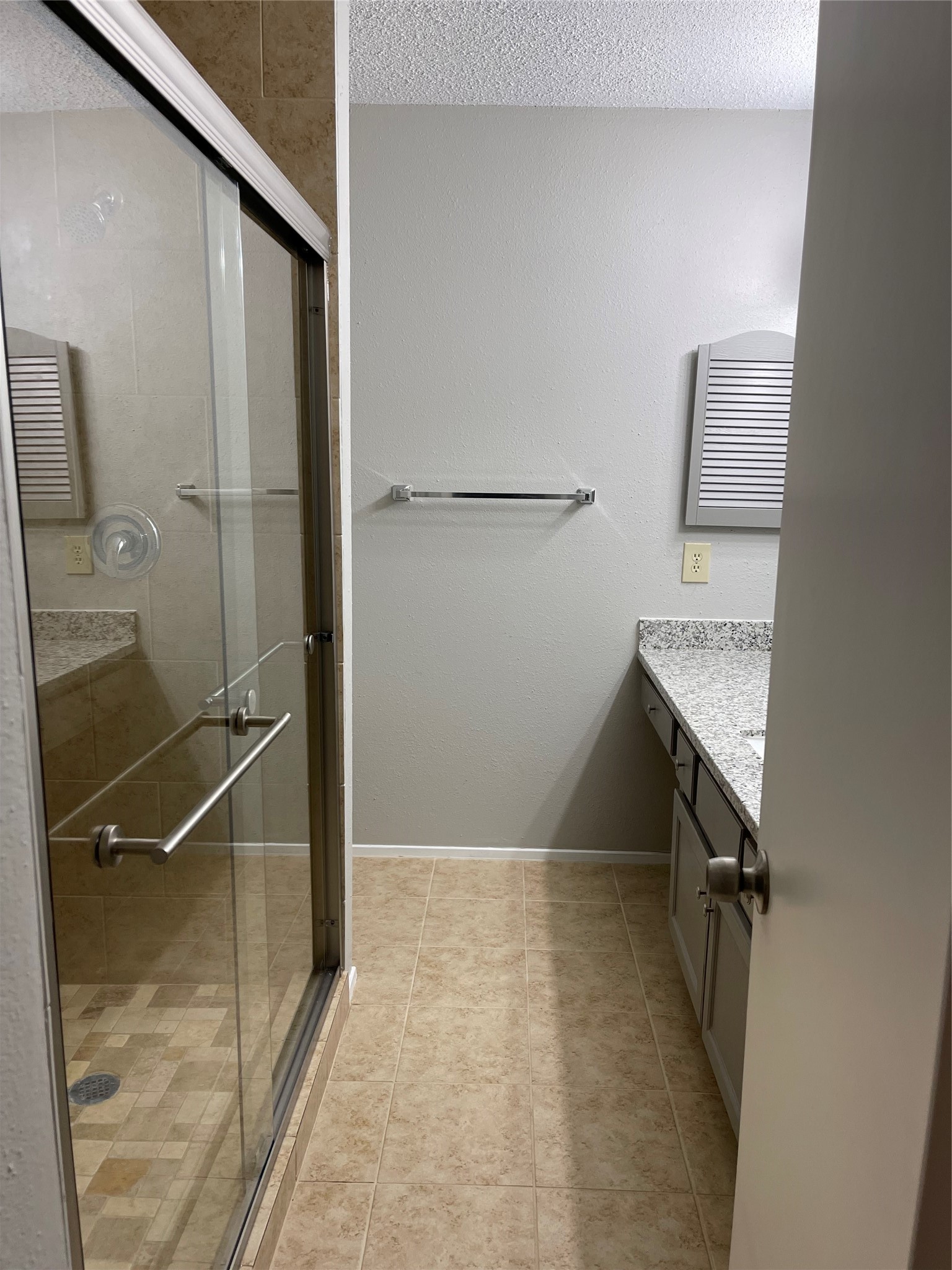 15627 Weldon Drive Property Photo 21