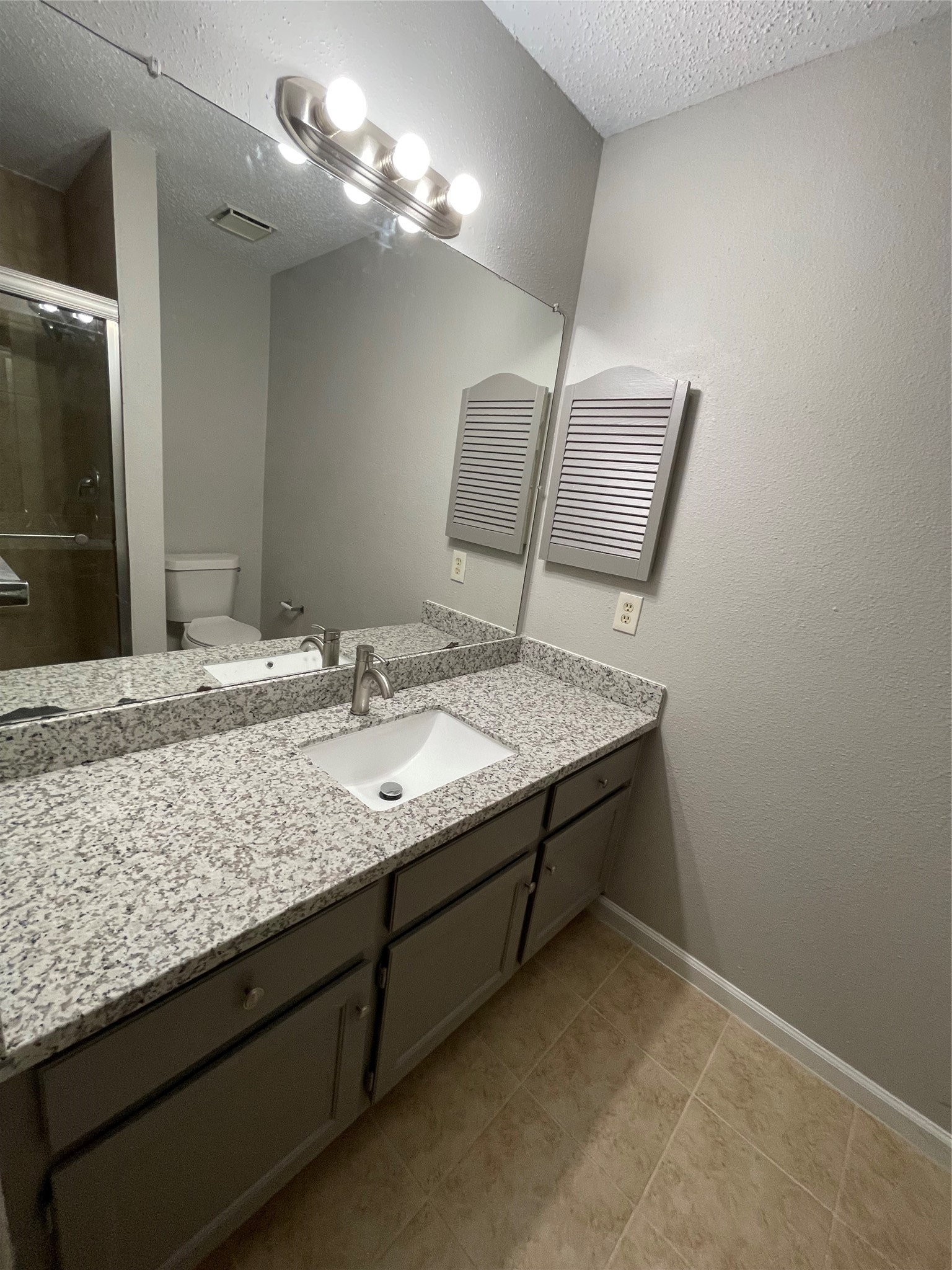 15627 Weldon Drive Property Photo 30