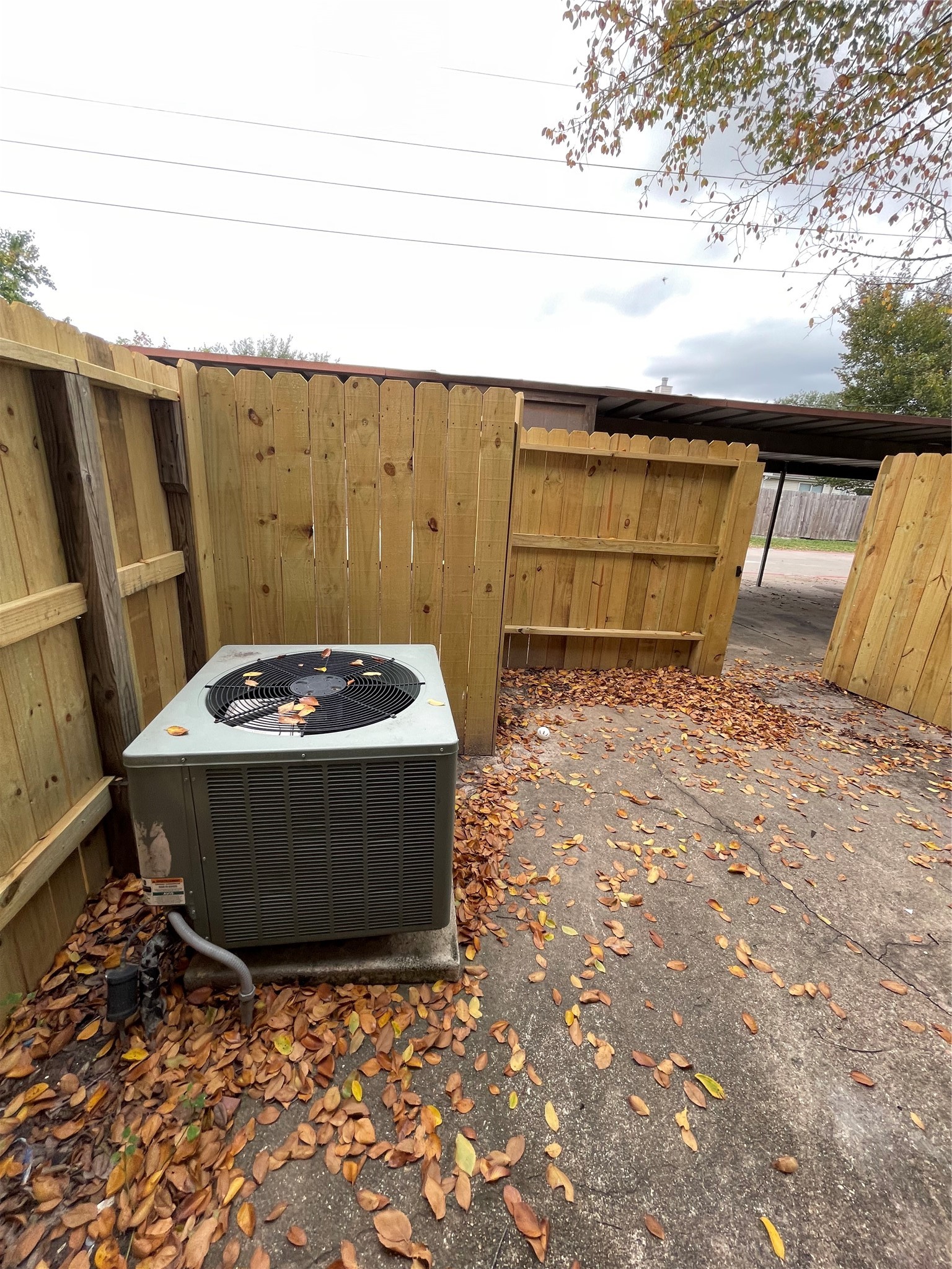 15627 Weldon Drive Property Photo 39